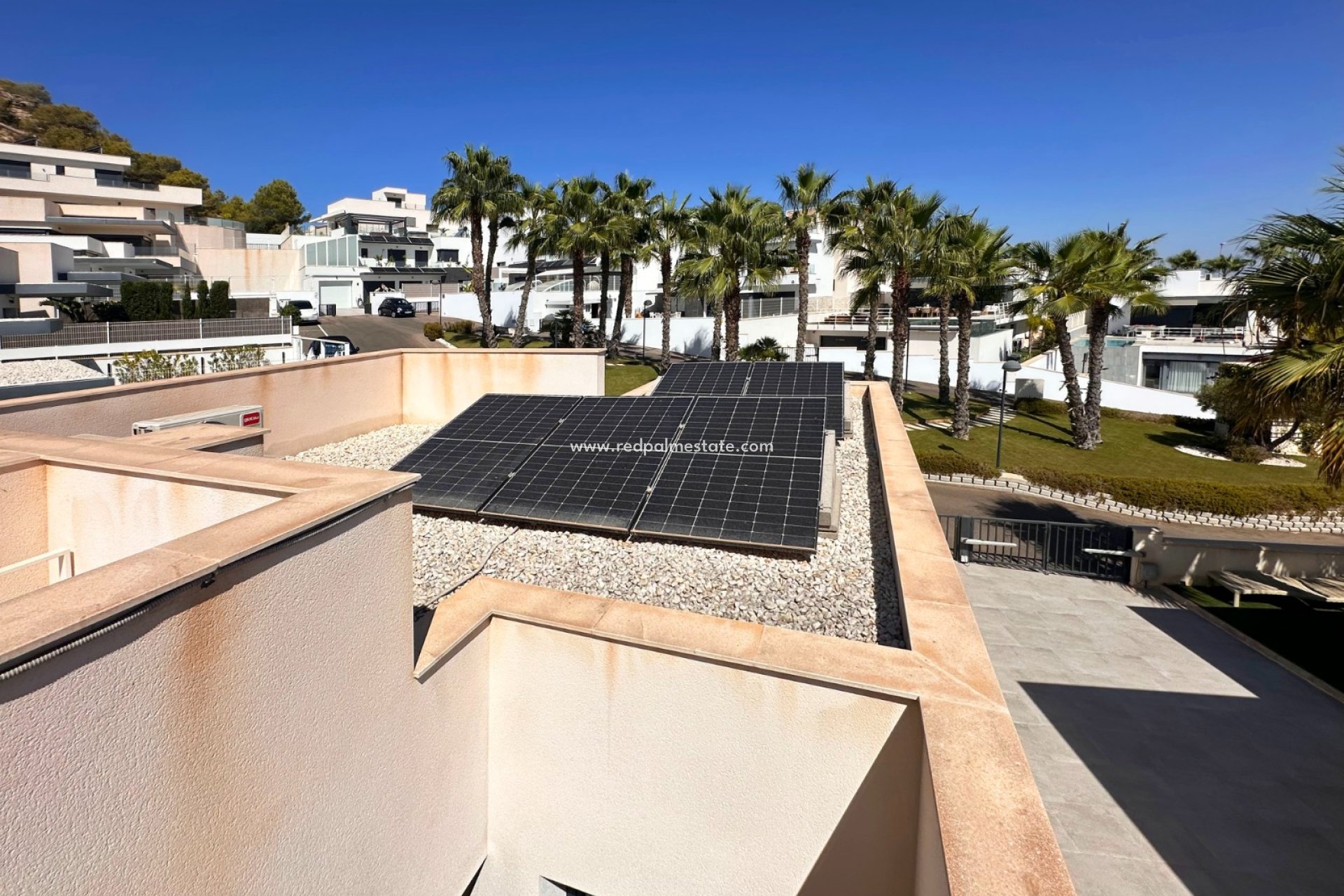 Resale - Villa -
San Miguel de Salinas - Inland