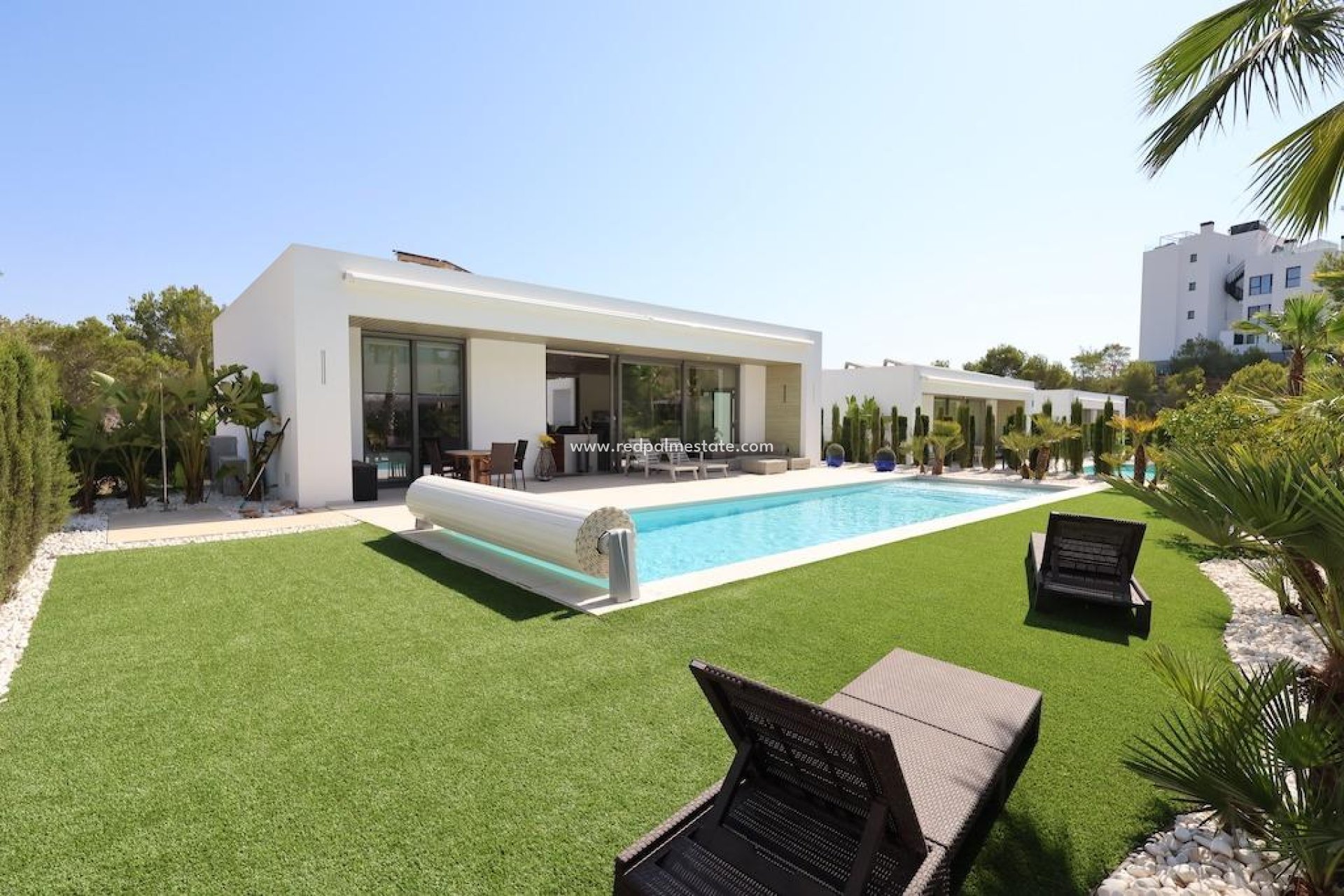 Resale - Villa -
San Miguel de Salinas - Inland