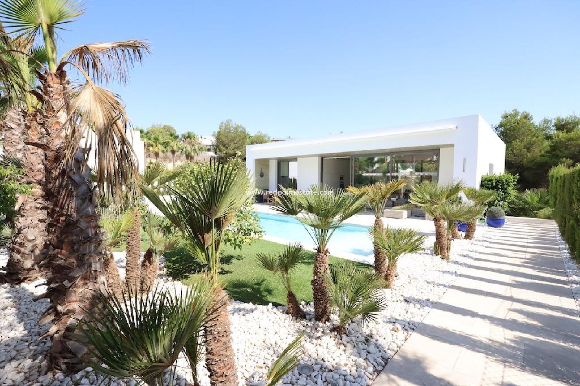 Resale - Villa -
San Miguel de Salinas - Inland