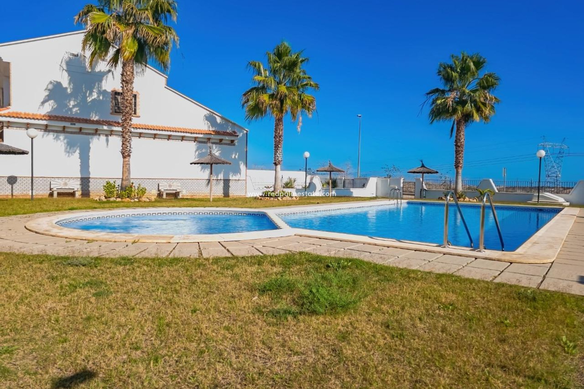 Resale - Villa -
San Miguel de Salinas - Inland