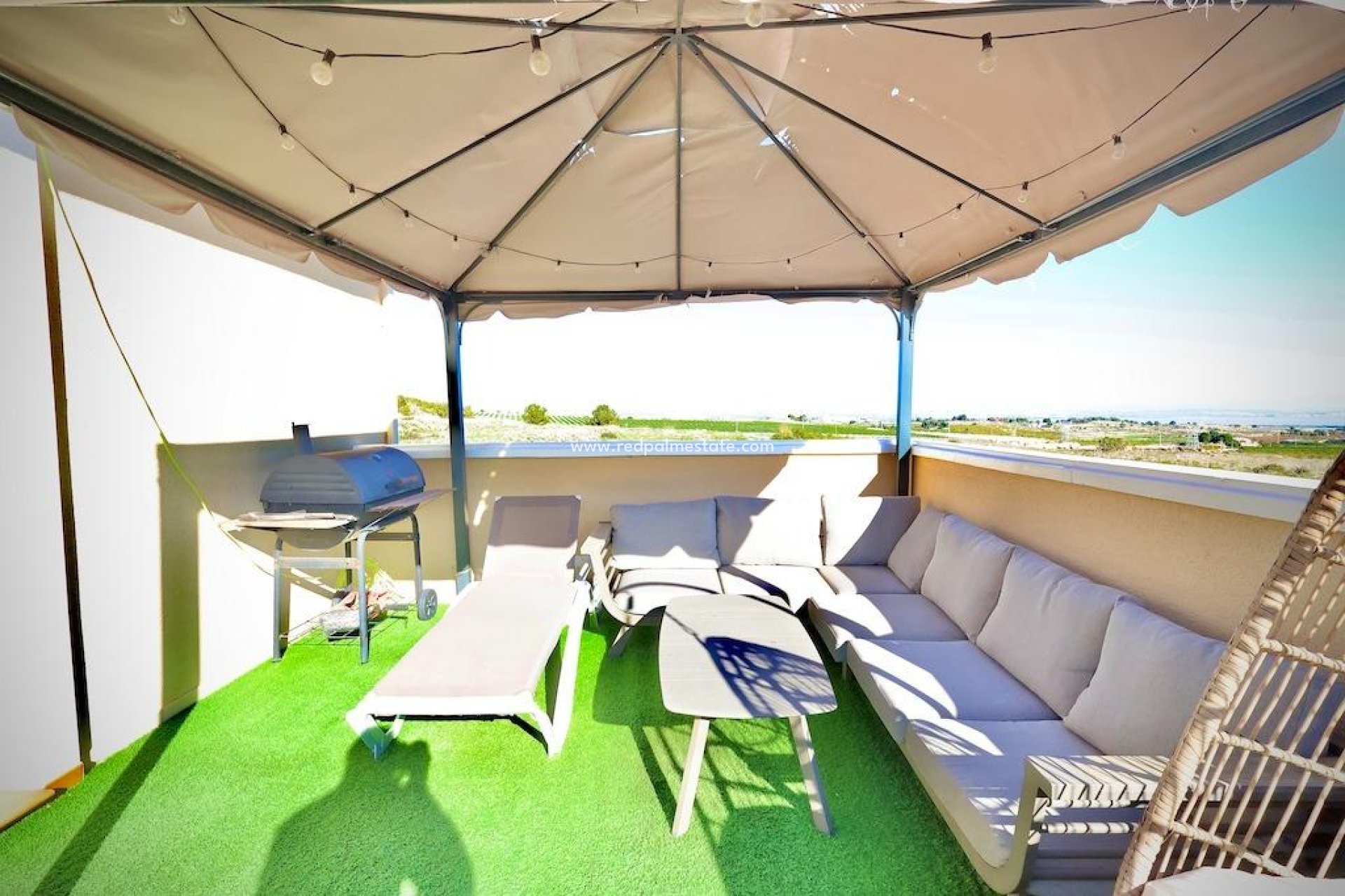 Resale - Villa -
San Miguel de Salinas - Inland