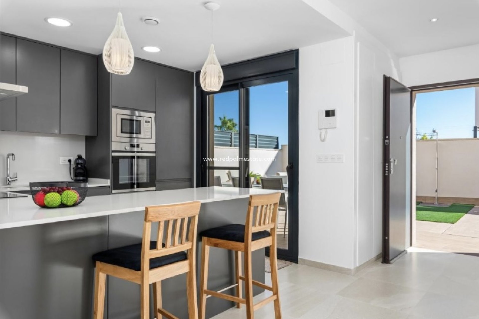 Resale - Villa -
San Miguel de Salinas - Inland