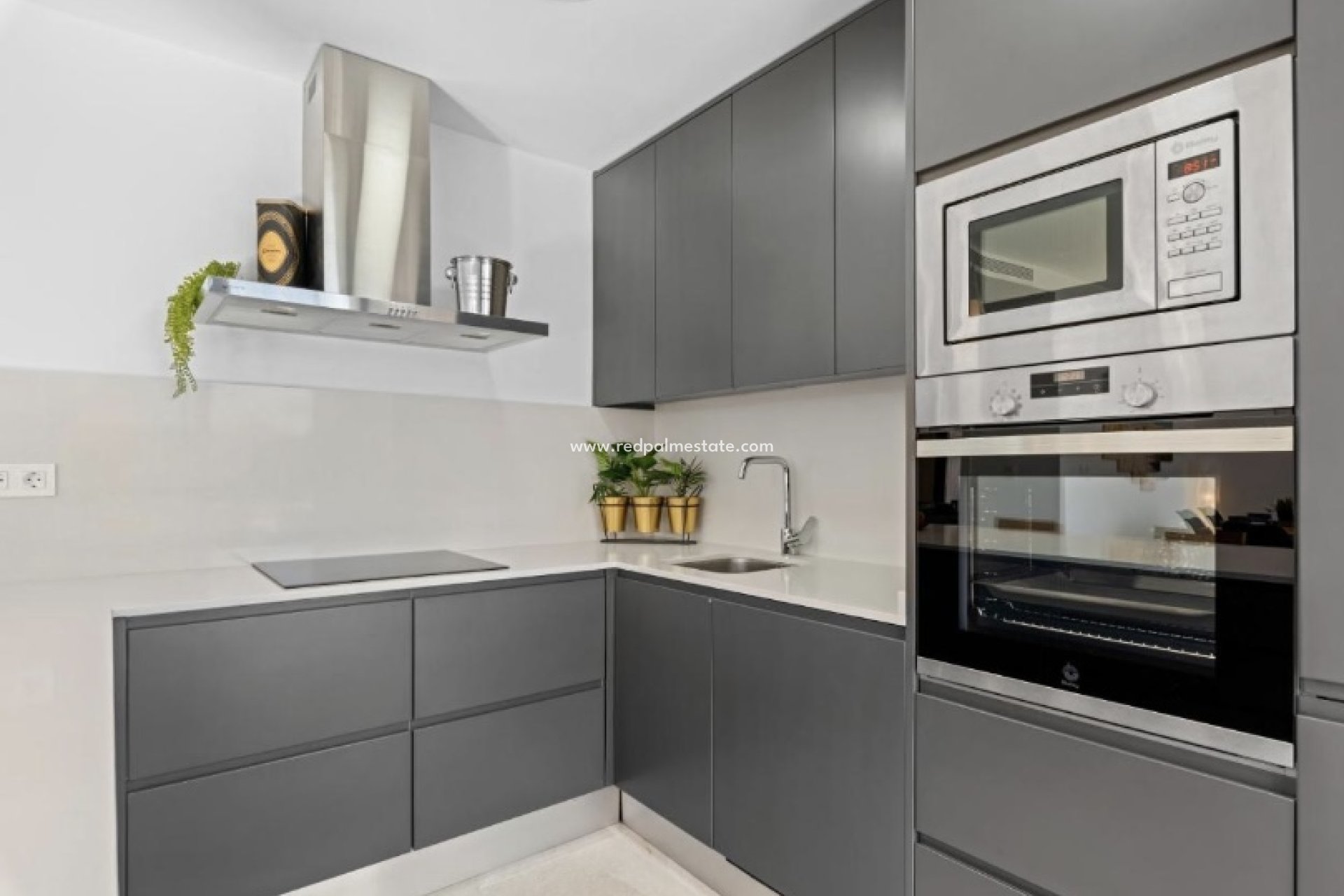 Resale - Villa -
San Miguel de Salinas - Inland