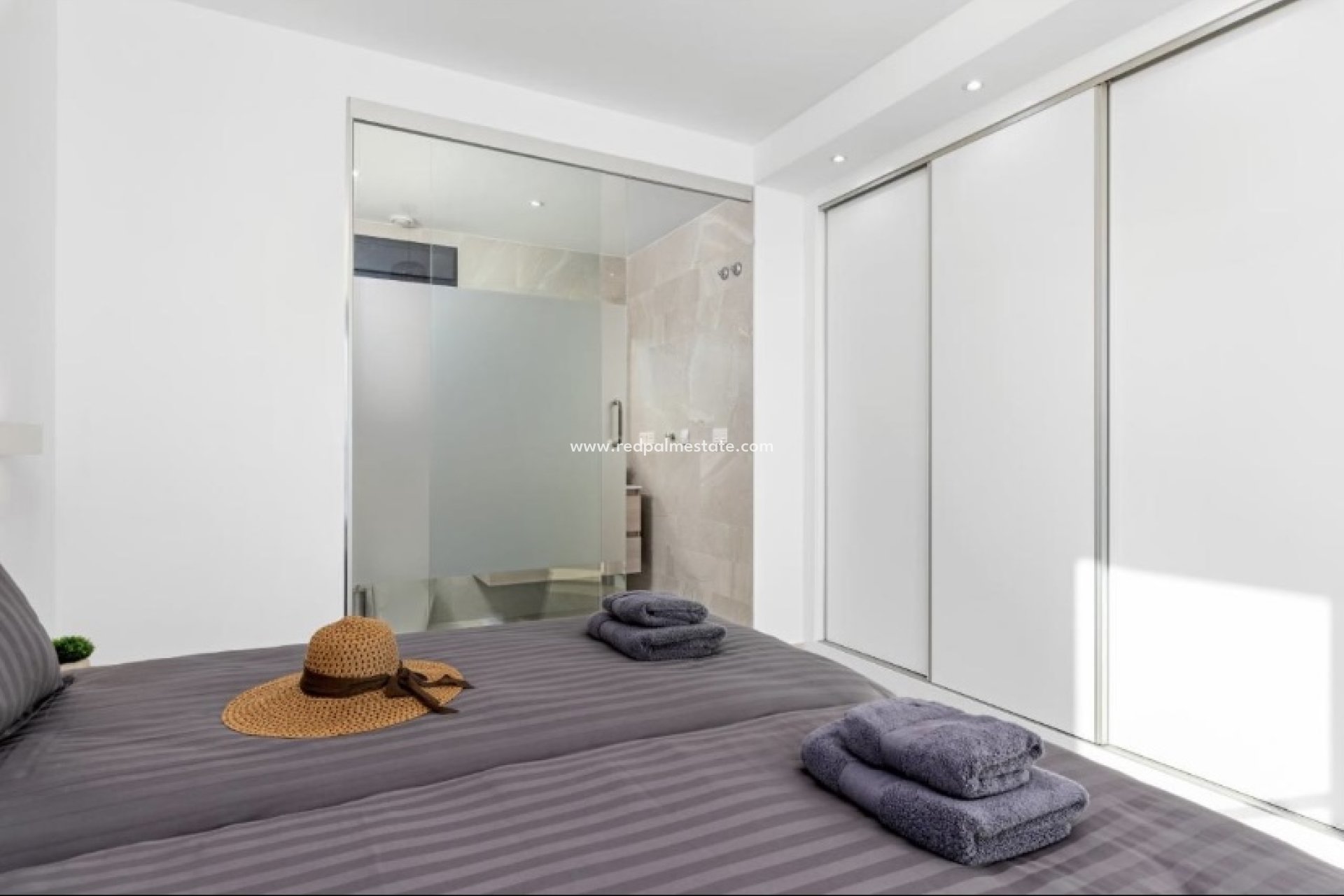 Resale - Villa -
San Miguel de Salinas - Inland