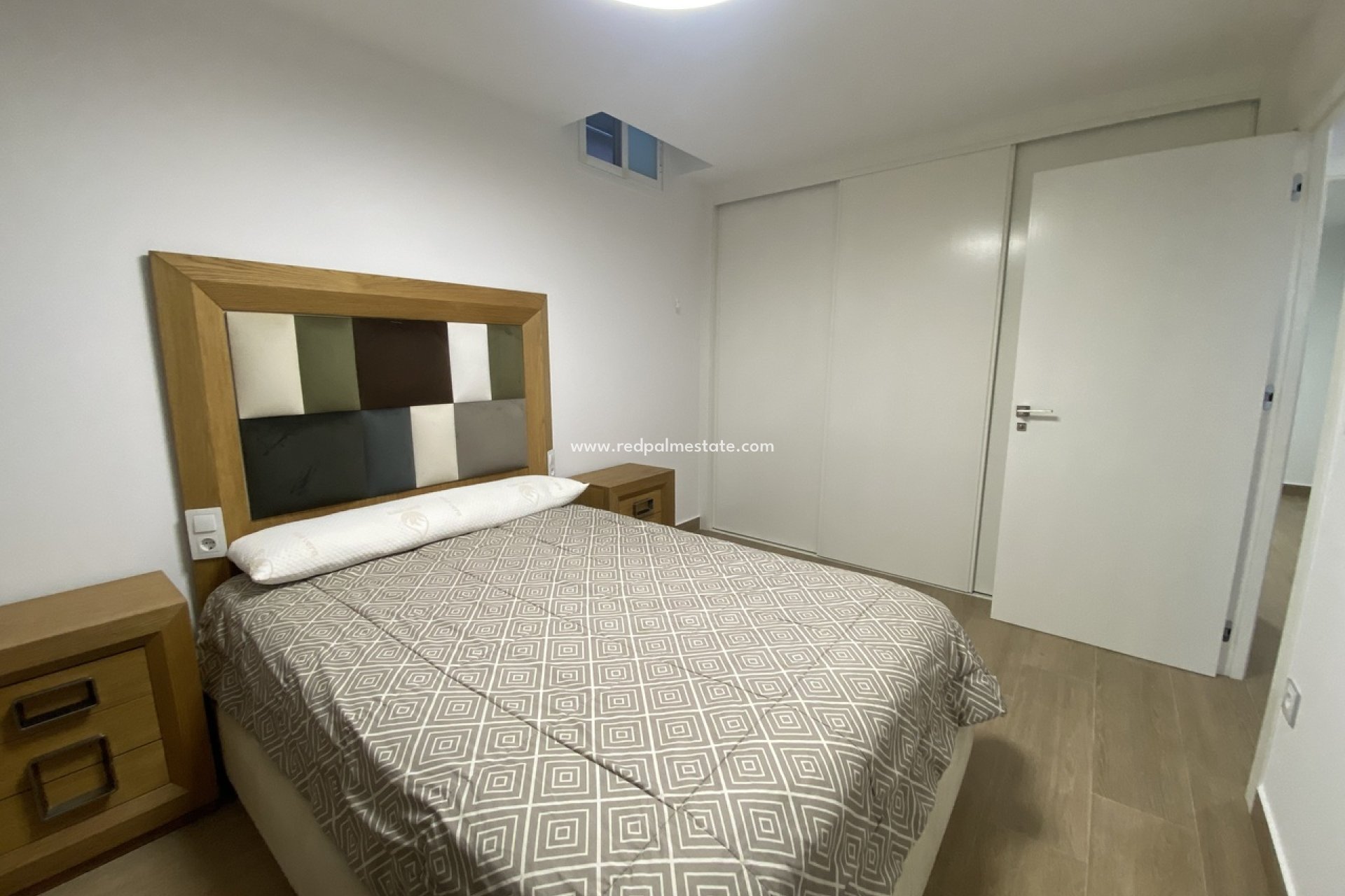 Resale - Villa -
San Miguel de Salinas - Inland