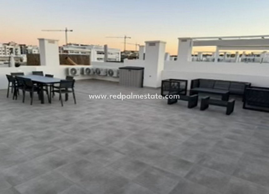 Resale - Villa -
San Miguel de Salinas - Inland
