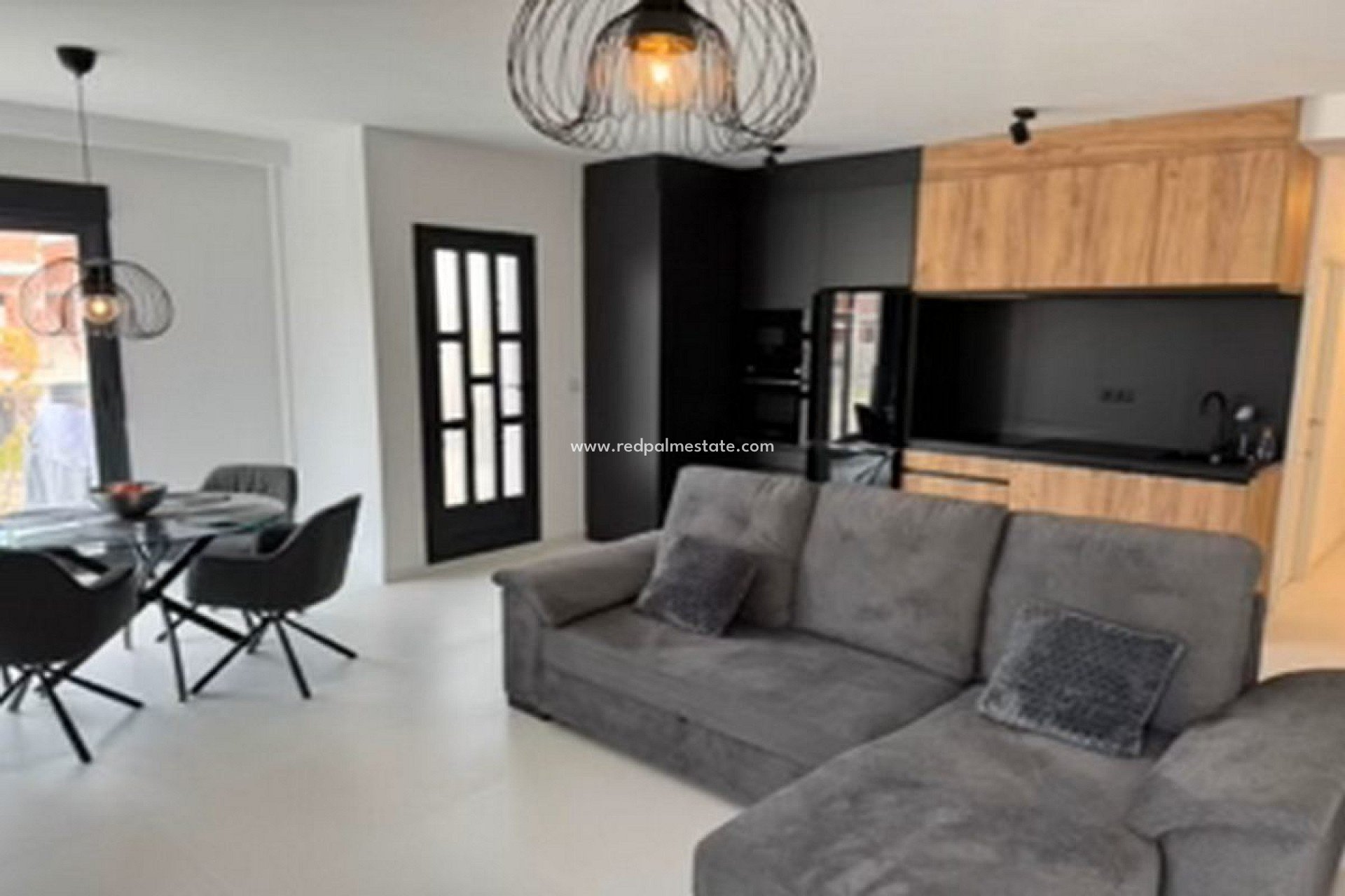 Resale - Villa -
San Miguel de Salinas - Inland