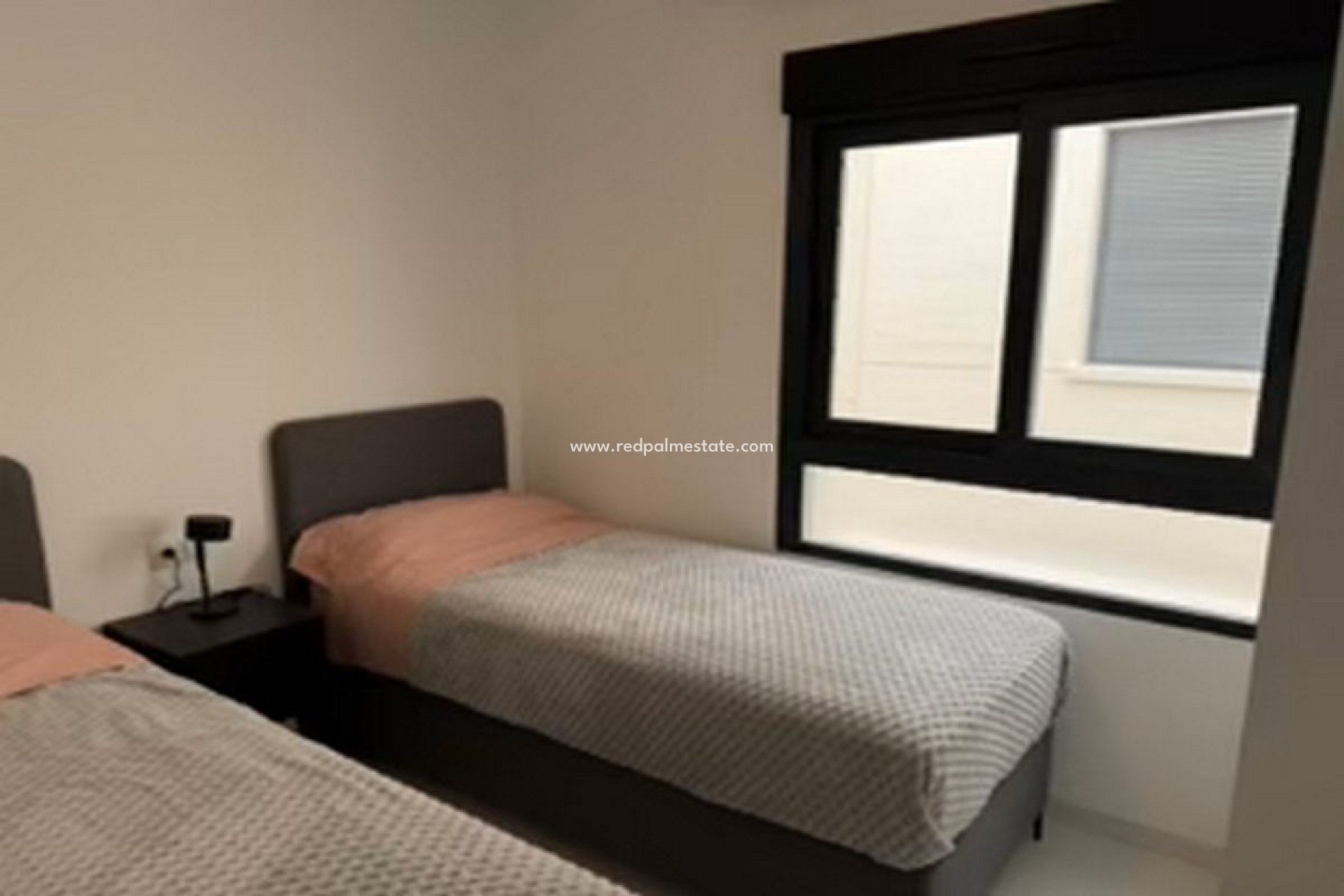 Resale - Villa -
San Miguel de Salinas - Inland