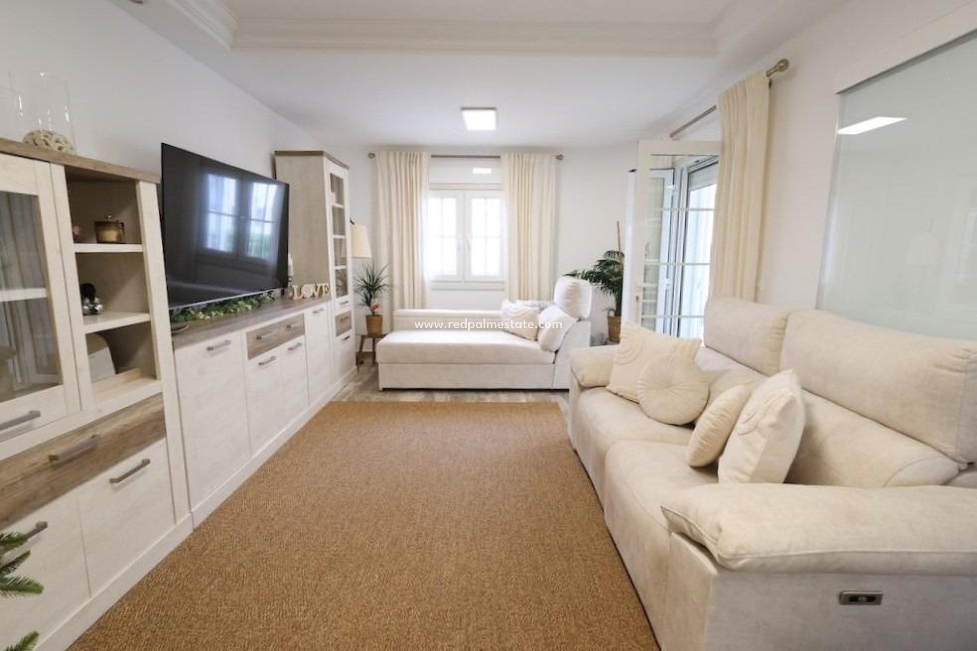 Resale - Villa -
San Miguel de Salinas - Inland