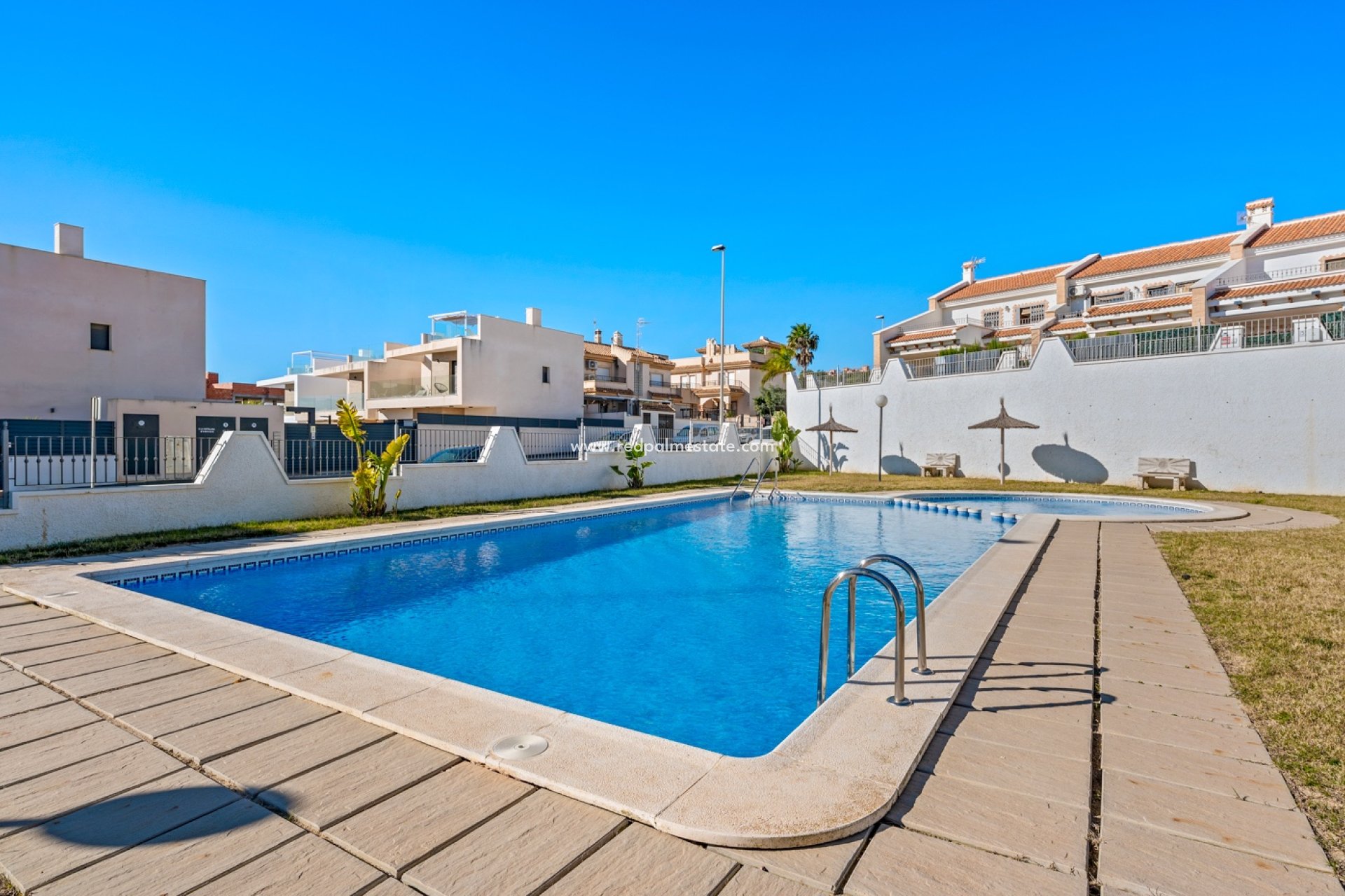 Resale - Villa -
San Miguel de Salinas - Inland