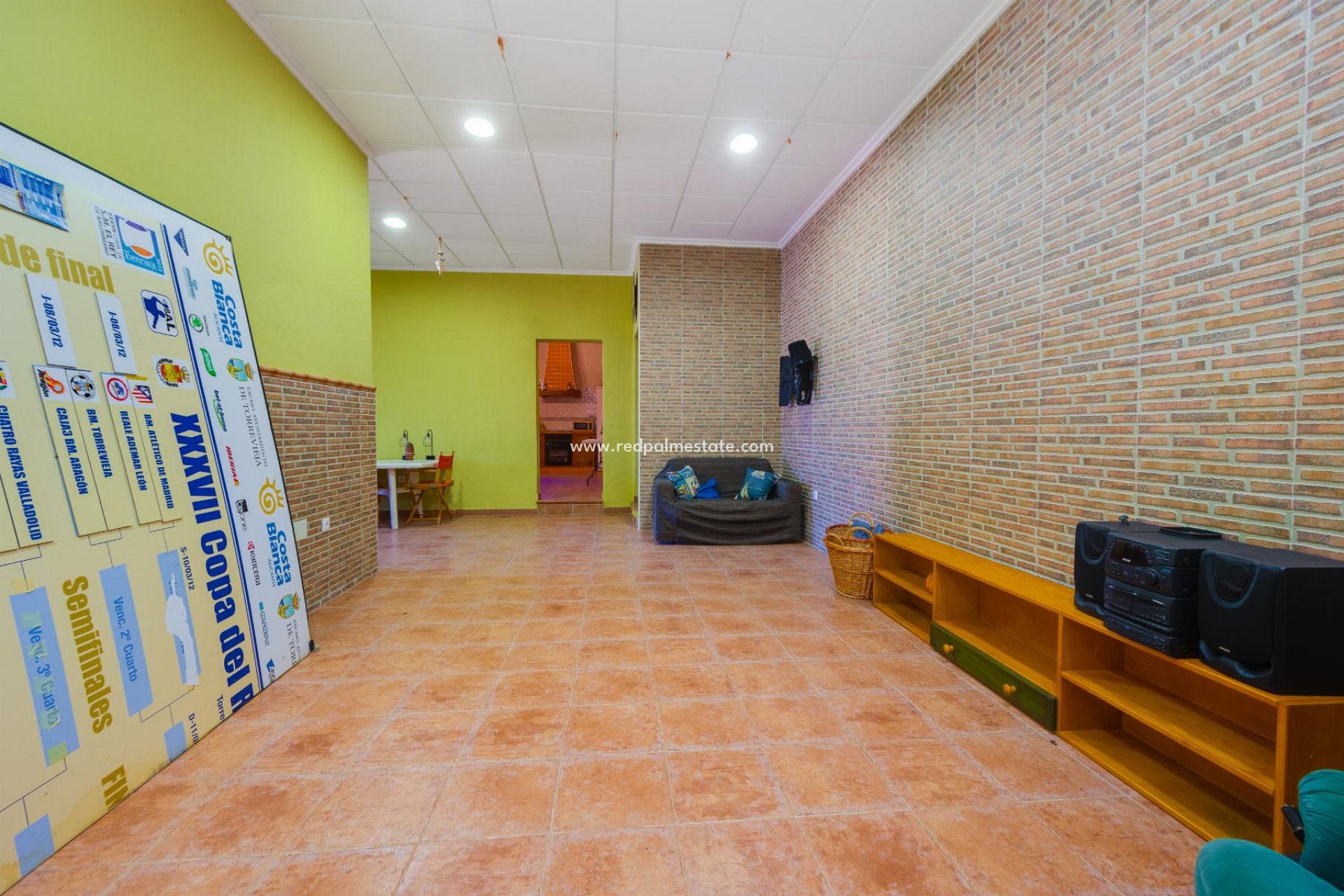 Resale - Villa -
San Miguel de Salinas - Inland