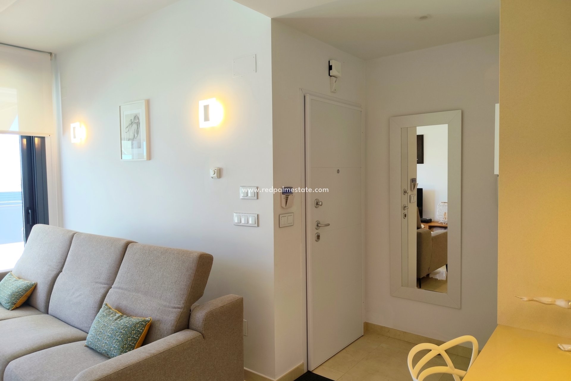 Resale - Villa -
San Miguel de Salinas - Inland