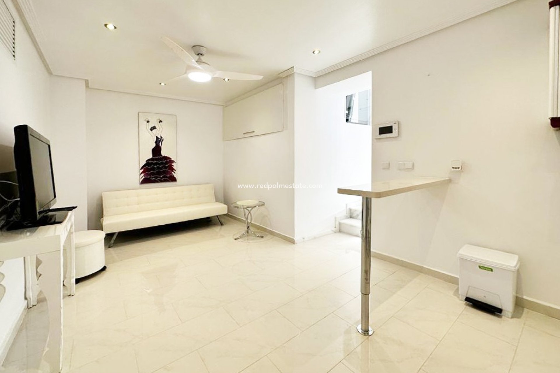 Resale - Villa -
San Miguel de Salinas - Inland