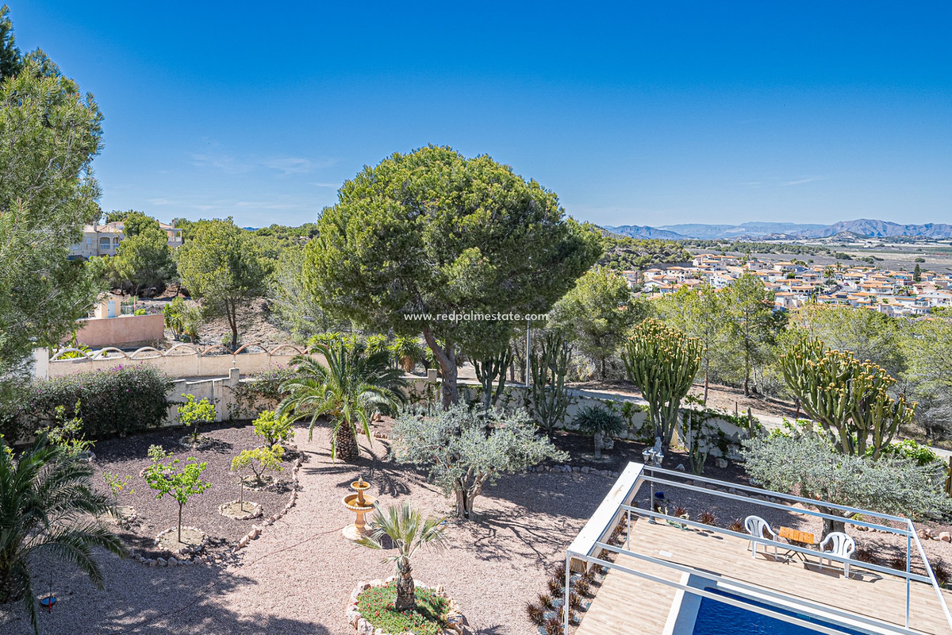 Resale - Villa -
San Miguel de Salinas - Las Communicaciones