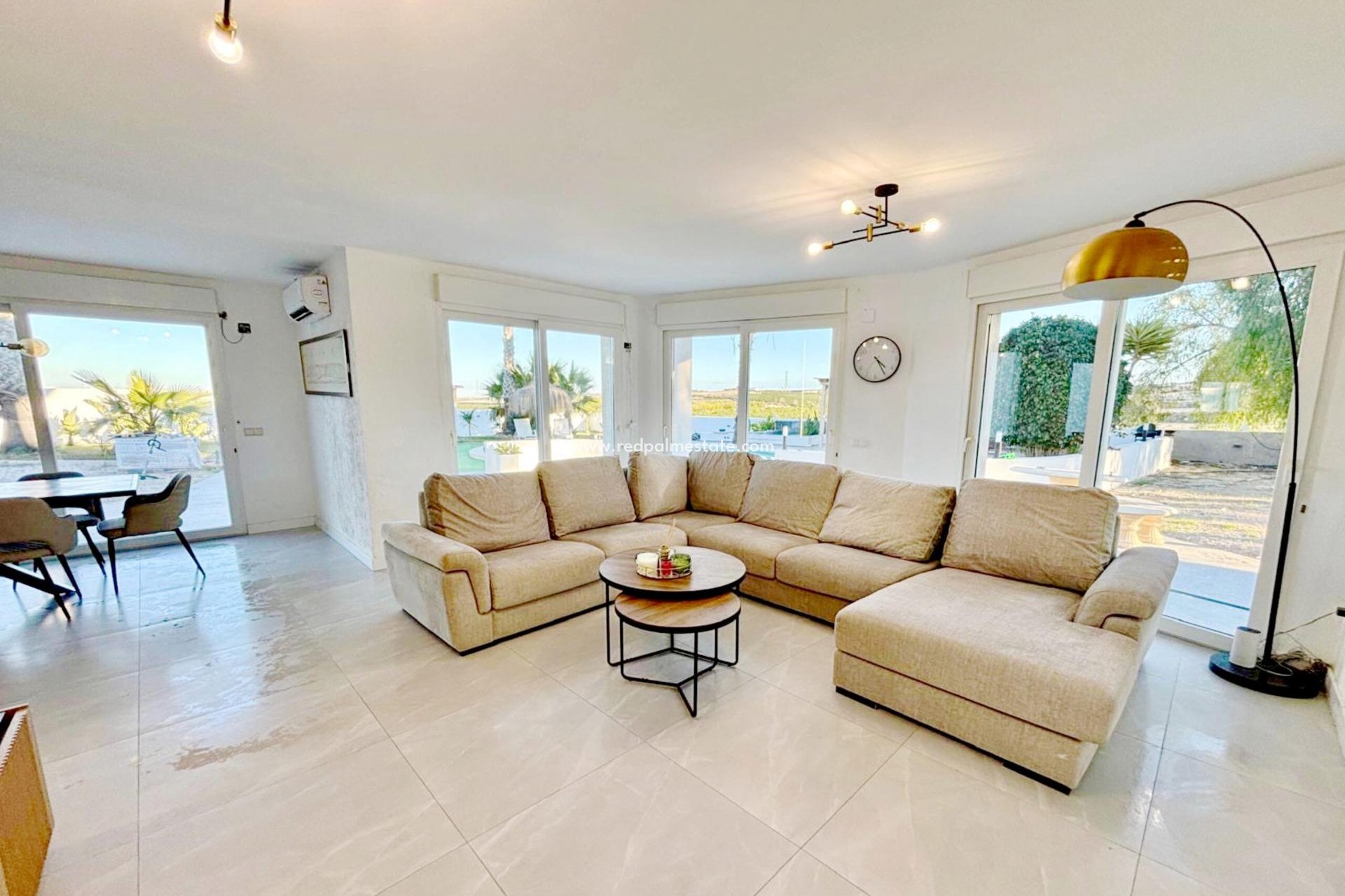 Resale - Villa -
San Miguel de Salinas - Pueblo 9