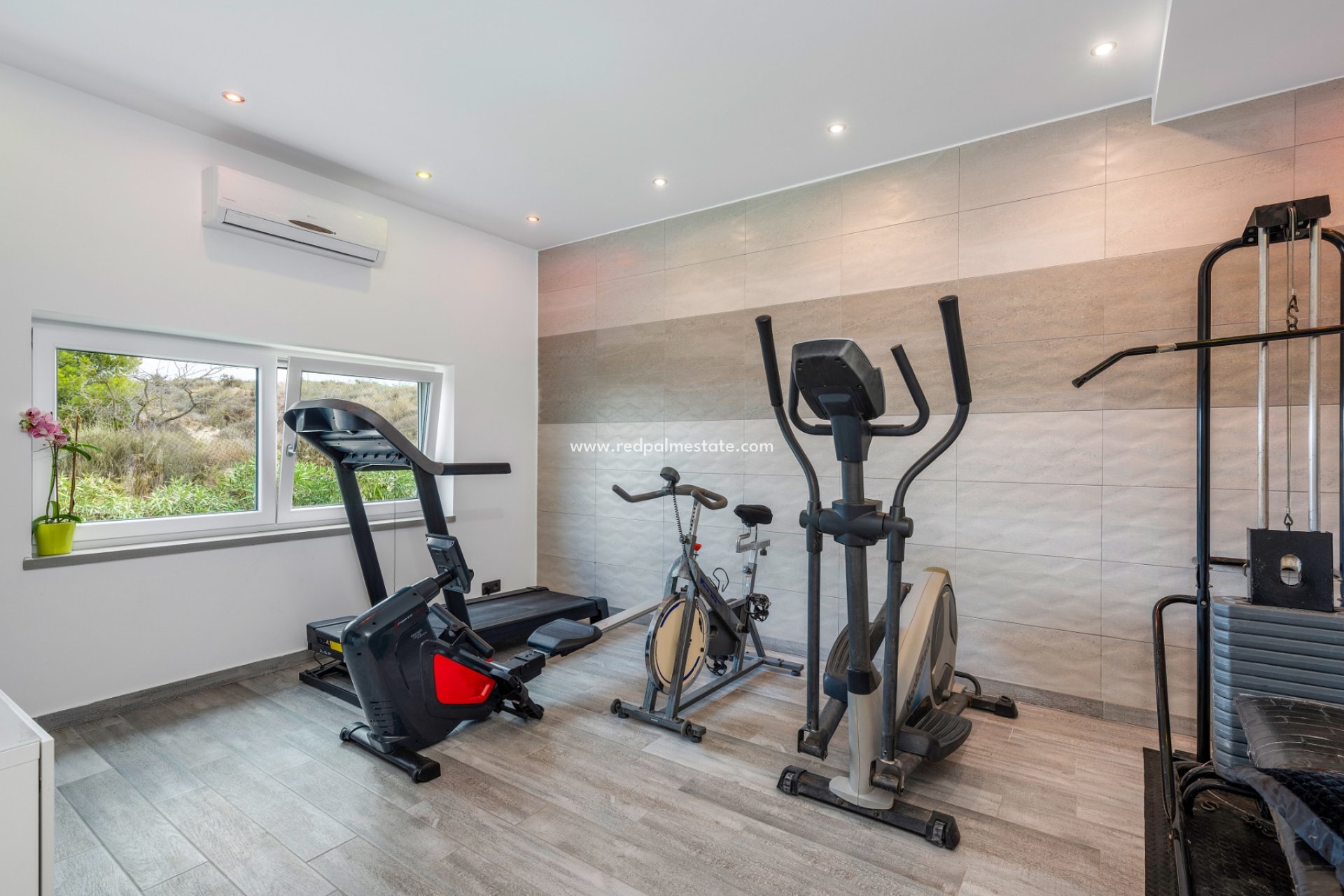 Resale - Villa -
San Miguel de Salinas - San Miguel Salinas