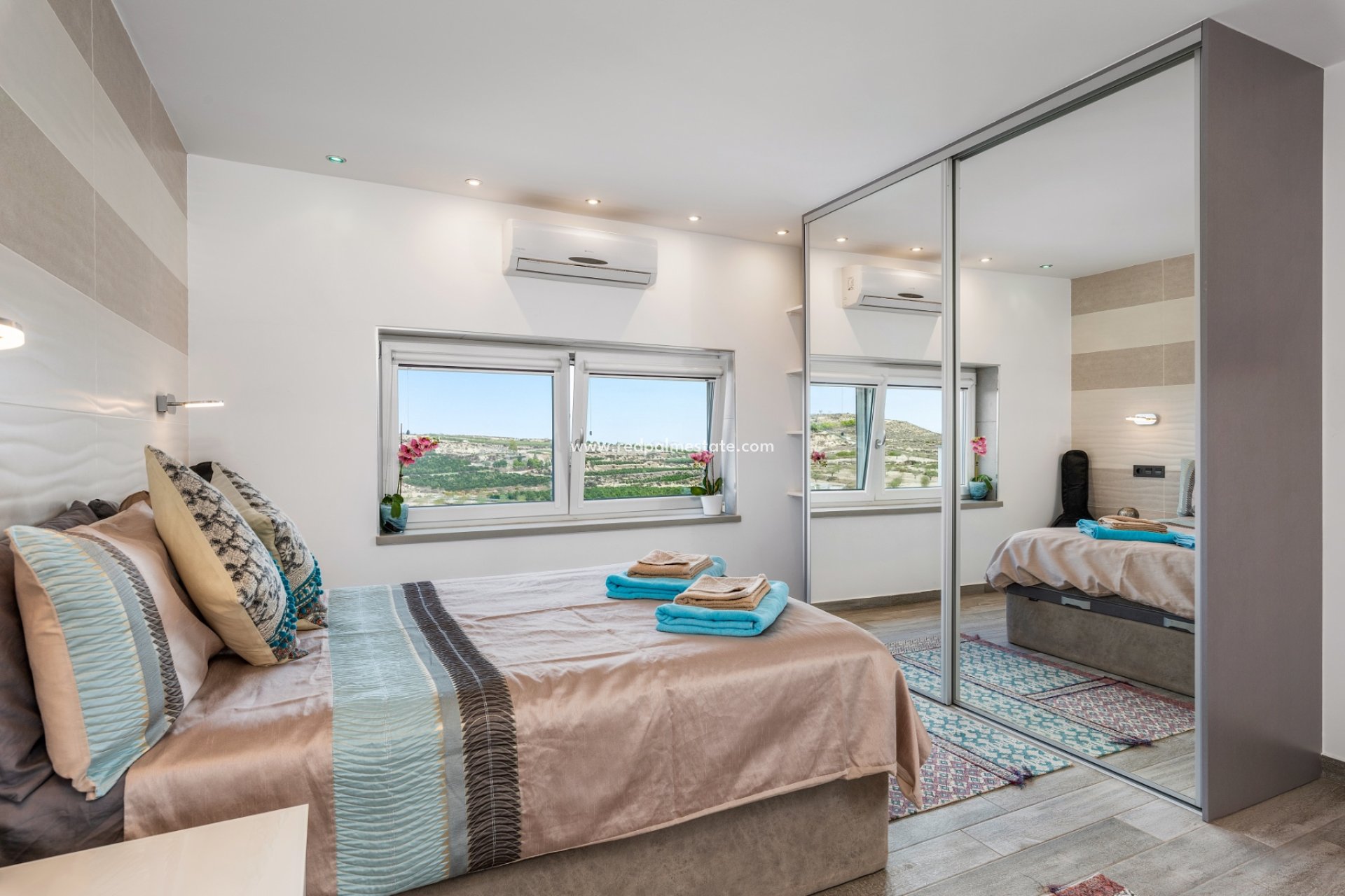 Resale - Villa -
San Miguel de Salinas - San Miguel Salinas