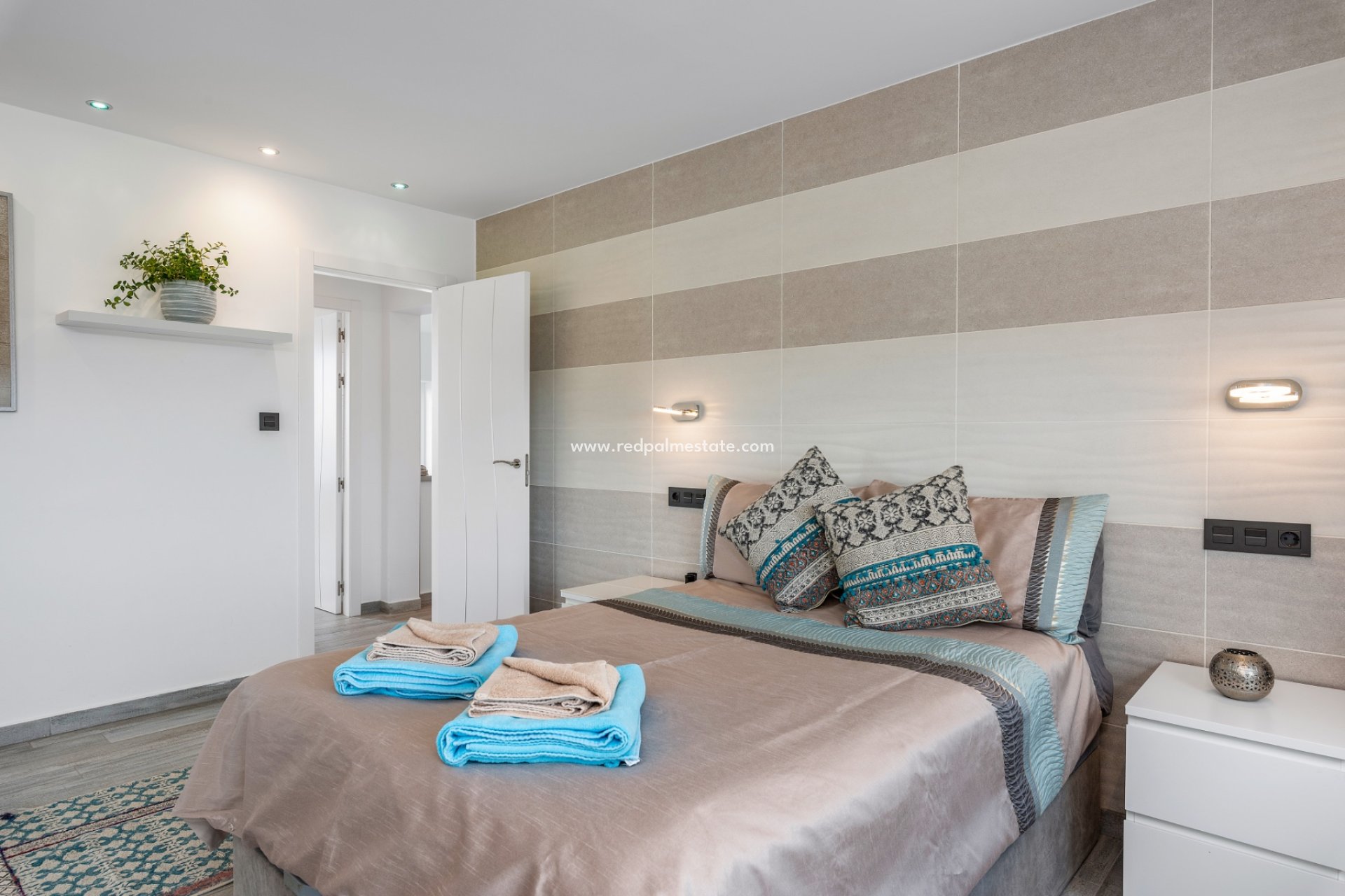 Resale - Villa -
San Miguel de Salinas - San Miguel Salinas