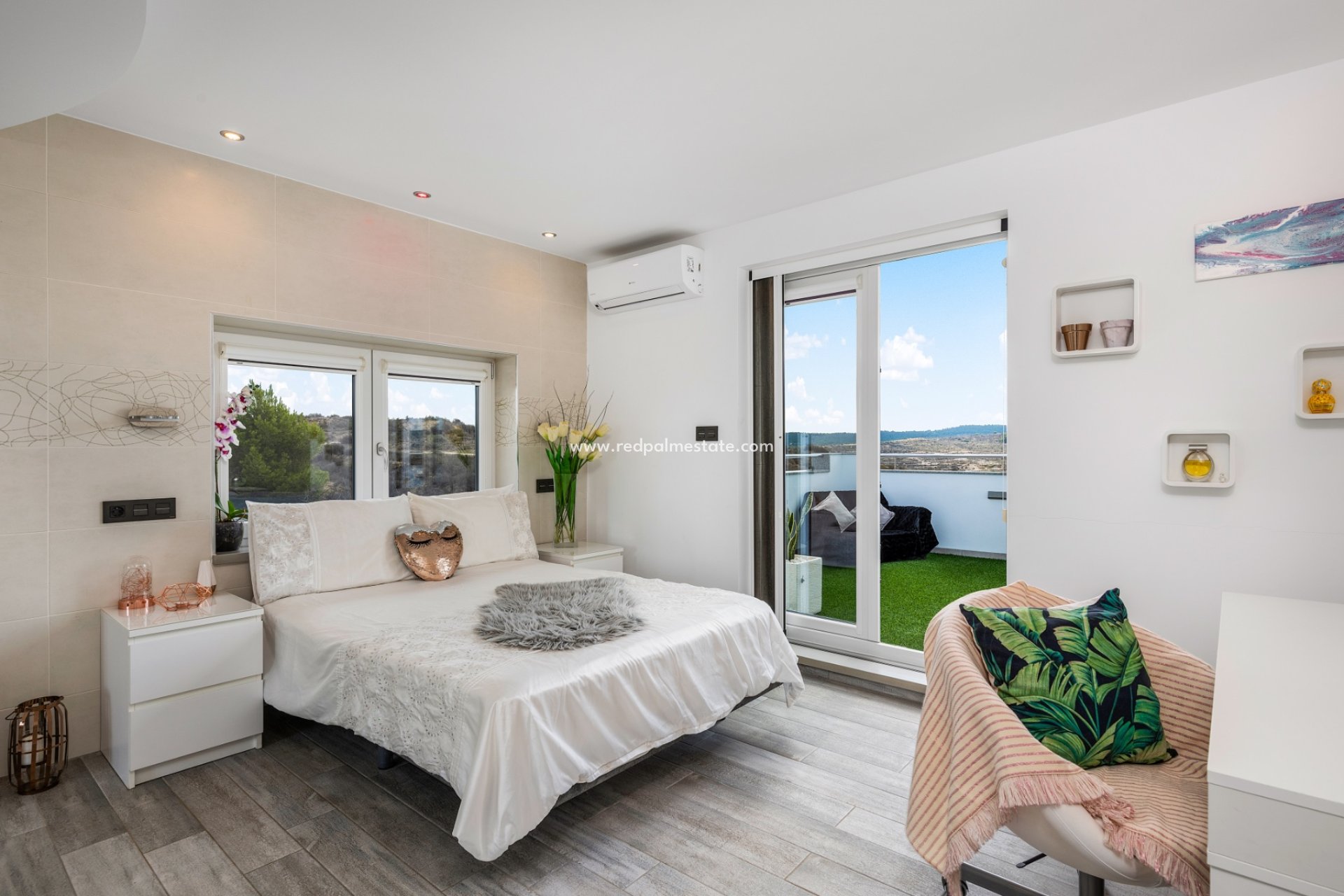 Resale - Villa -
San Miguel de Salinas - San Miguel Salinas