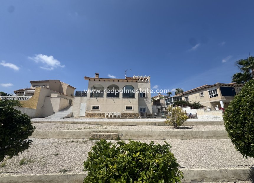 Resale - Villa -
San Miguel de Salinas - San Miguel Salinas