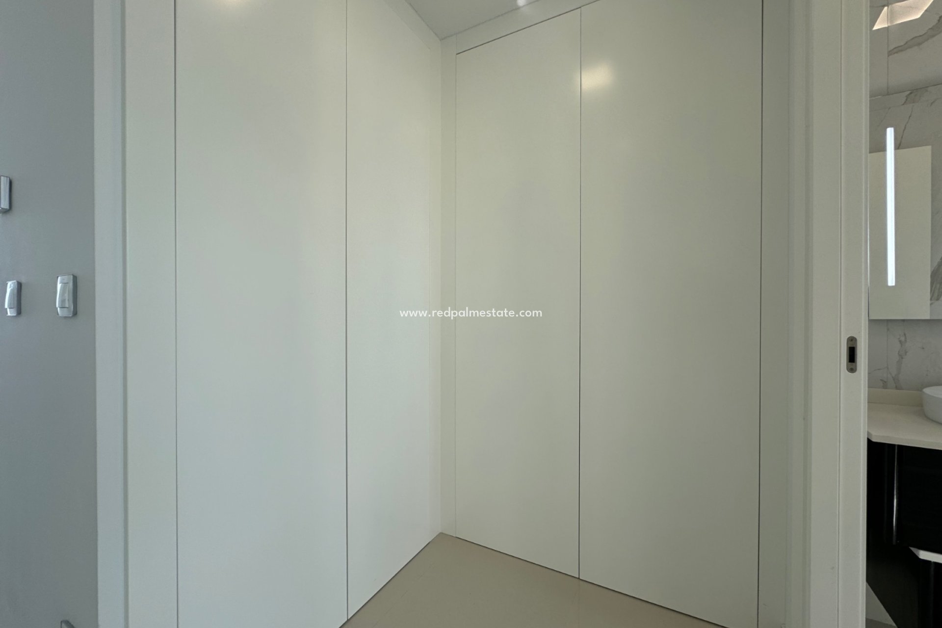 Resale - Villa -
San Miguel de Salinas - San Miguel Salinas