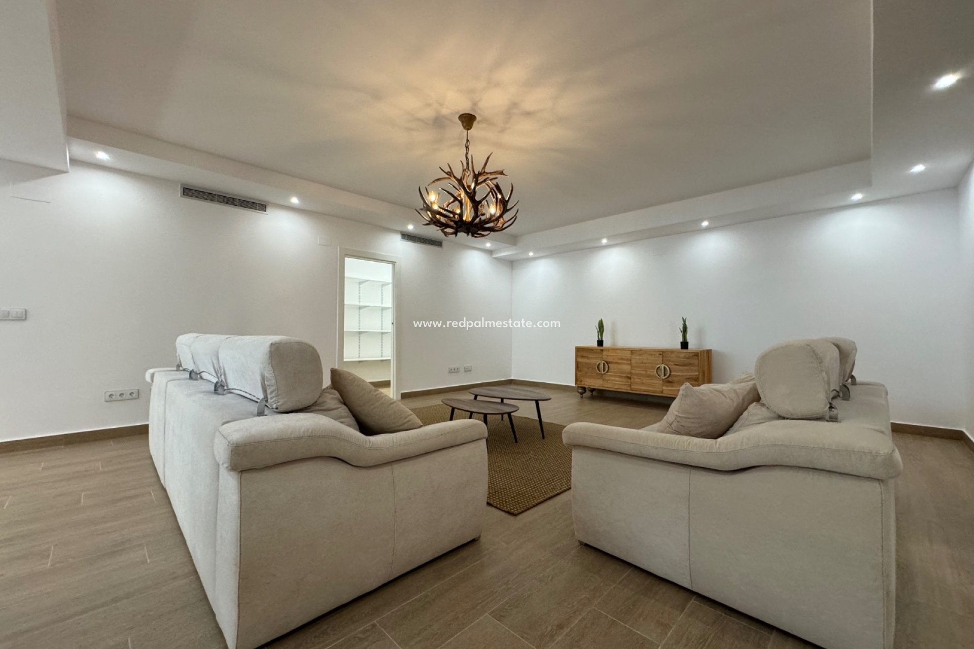 Resale - Villa -
San Miguel de Salinas - San Miguel Salinas