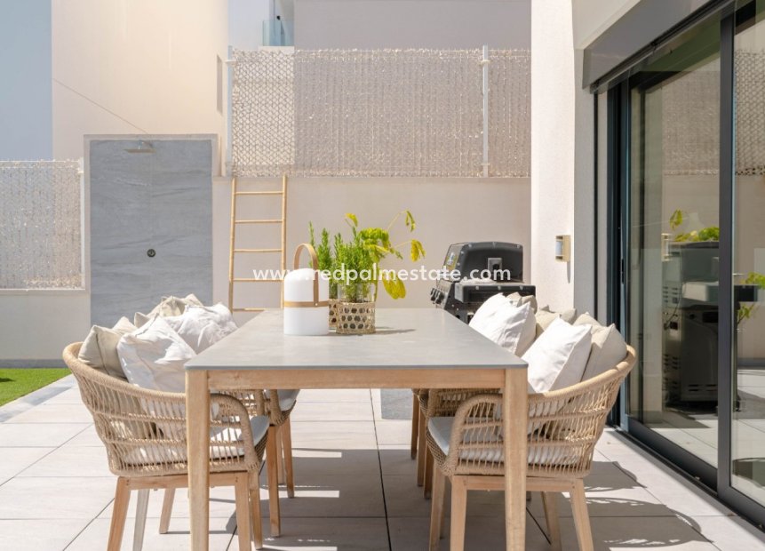 Resale - Villa -
San Miguel de Salinas - San Miguel Salinas