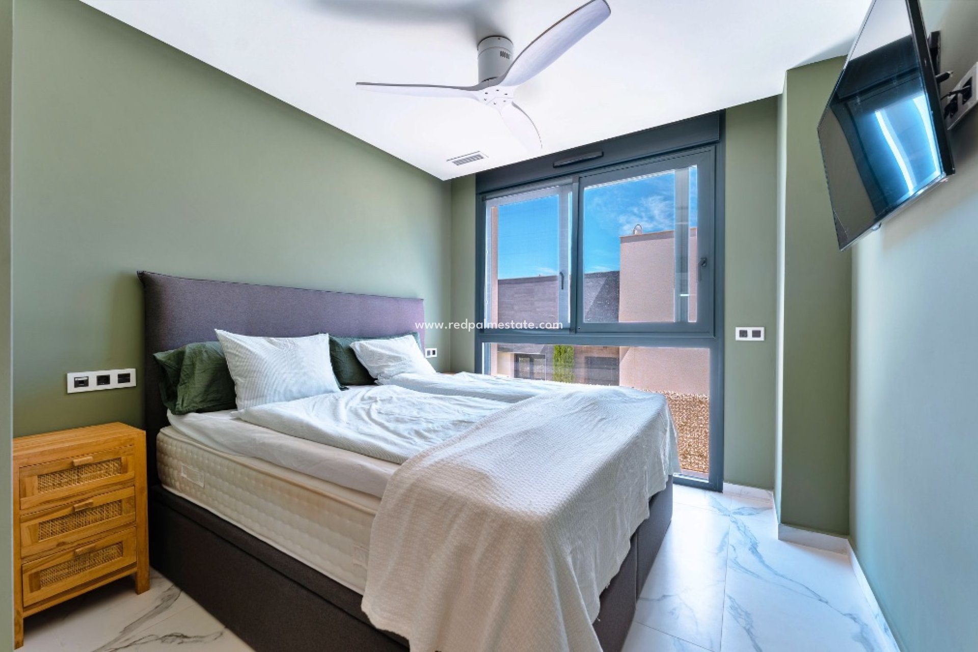 Resale - Villa -
San Miguel de Salinas - San Miguel Salinas