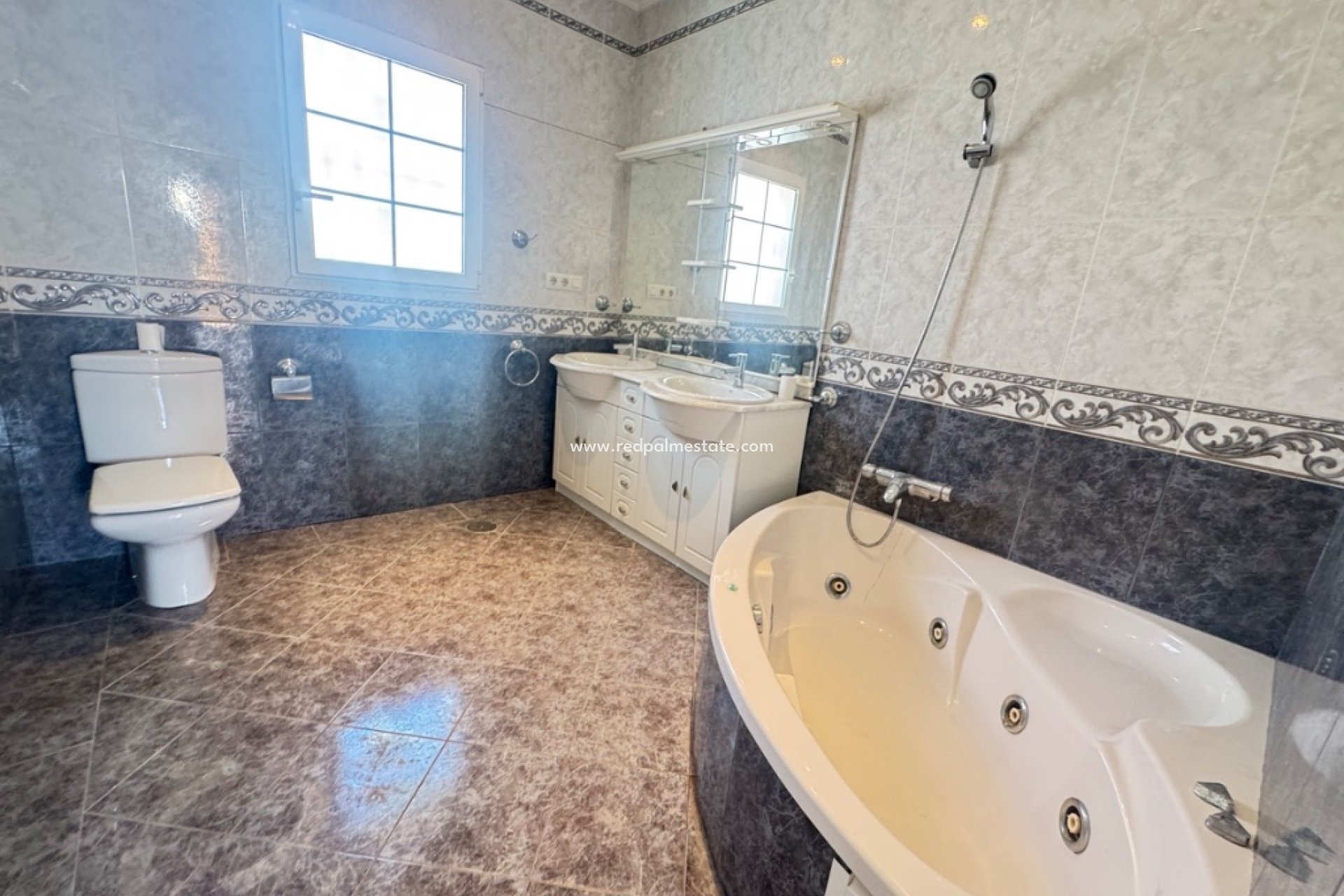 Resale - Villa -
San Miguel de Salinas - San Miguel Salinas