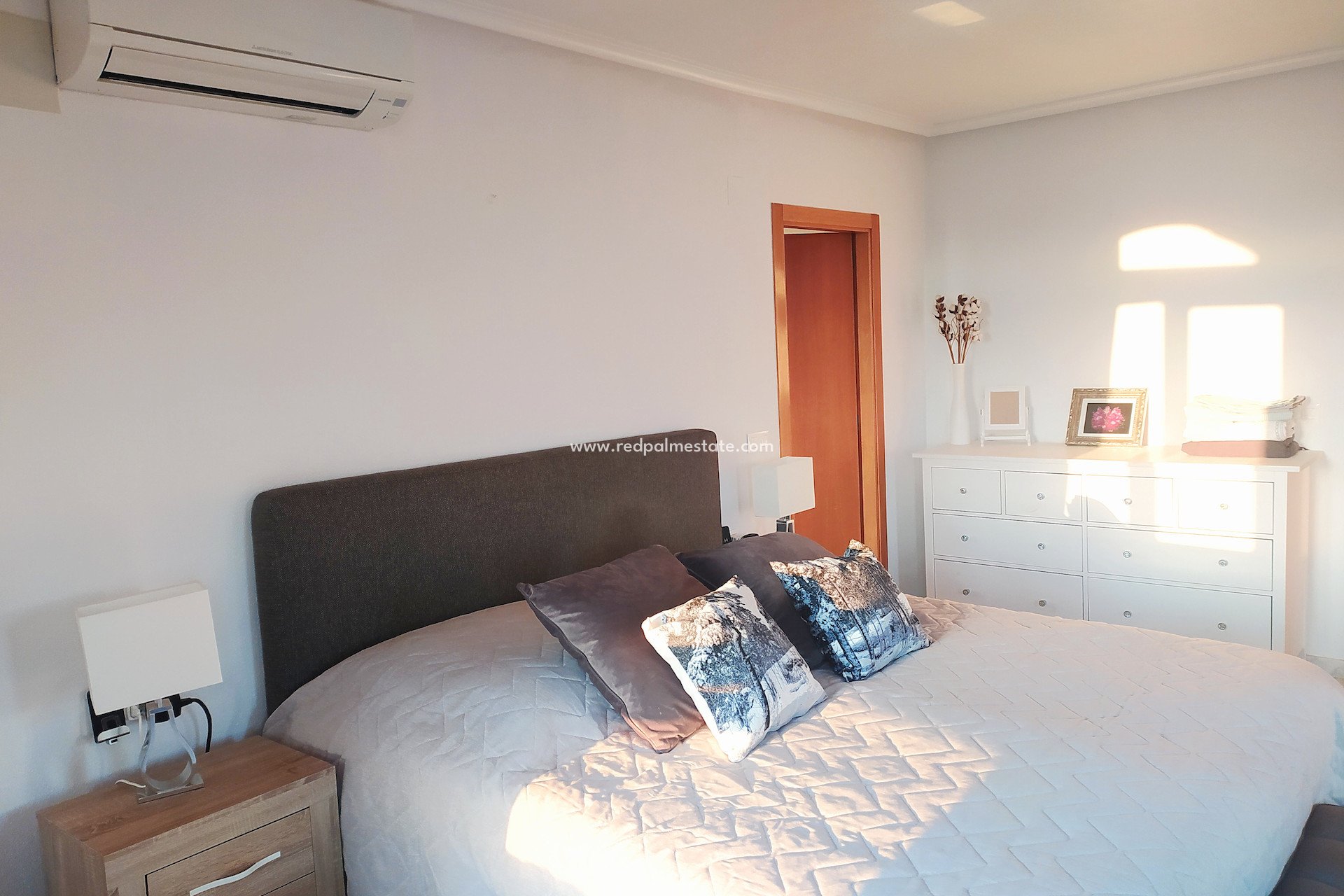 Resale - Villa -
San Miguel de Salinas - San Miguel Salinas