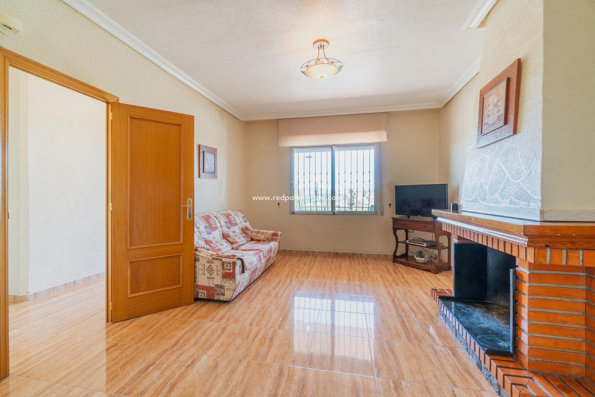 Resale - Villa -
San Miguel de Salinas - Torremendo