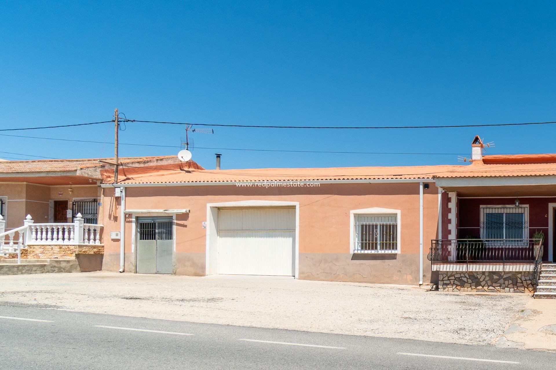 Resale - Villa -
San Miguel de Salinas - Torremendo