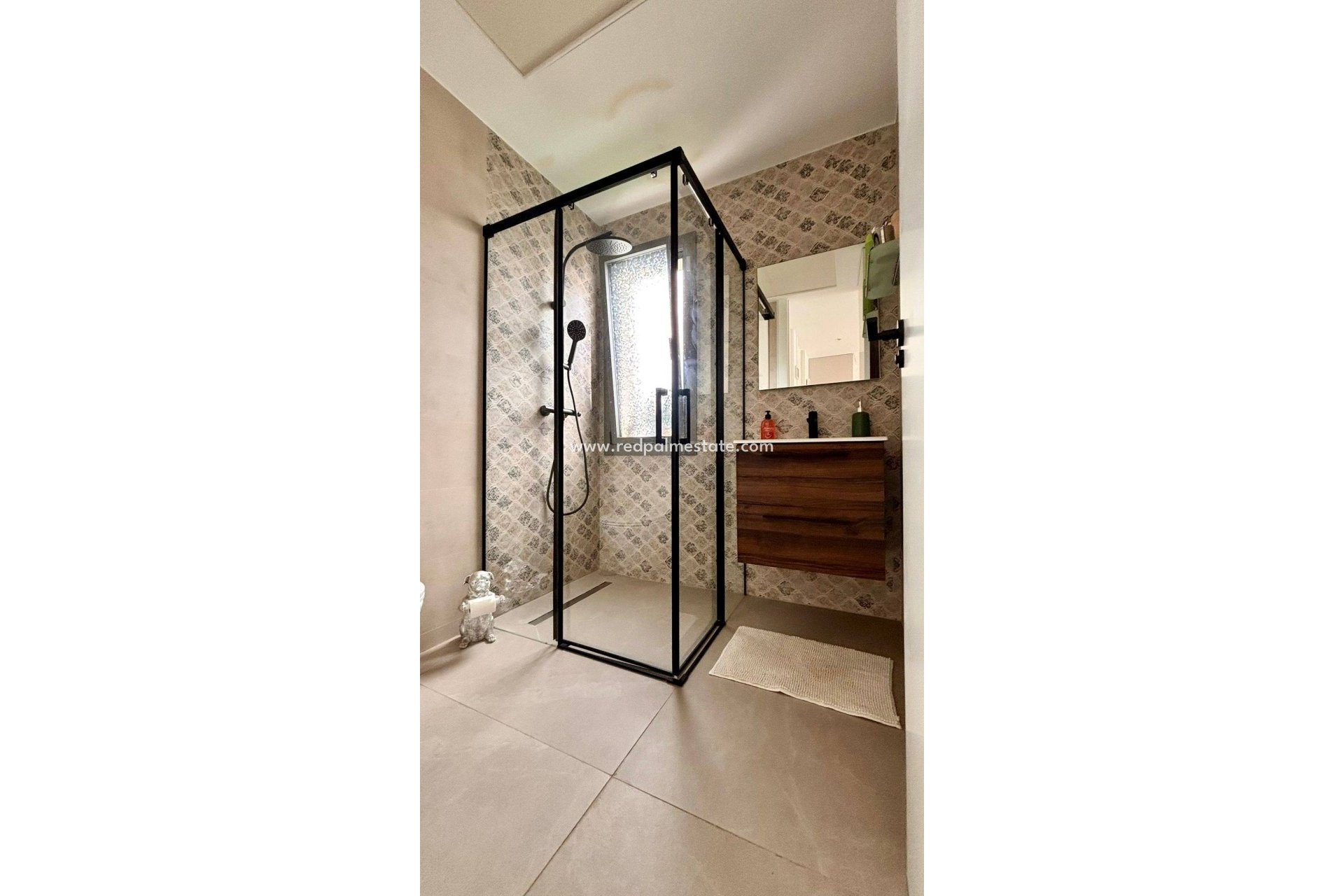 Resale - Villa -
San Miguel de Salinas - Urbanizacion Blue Lagoon