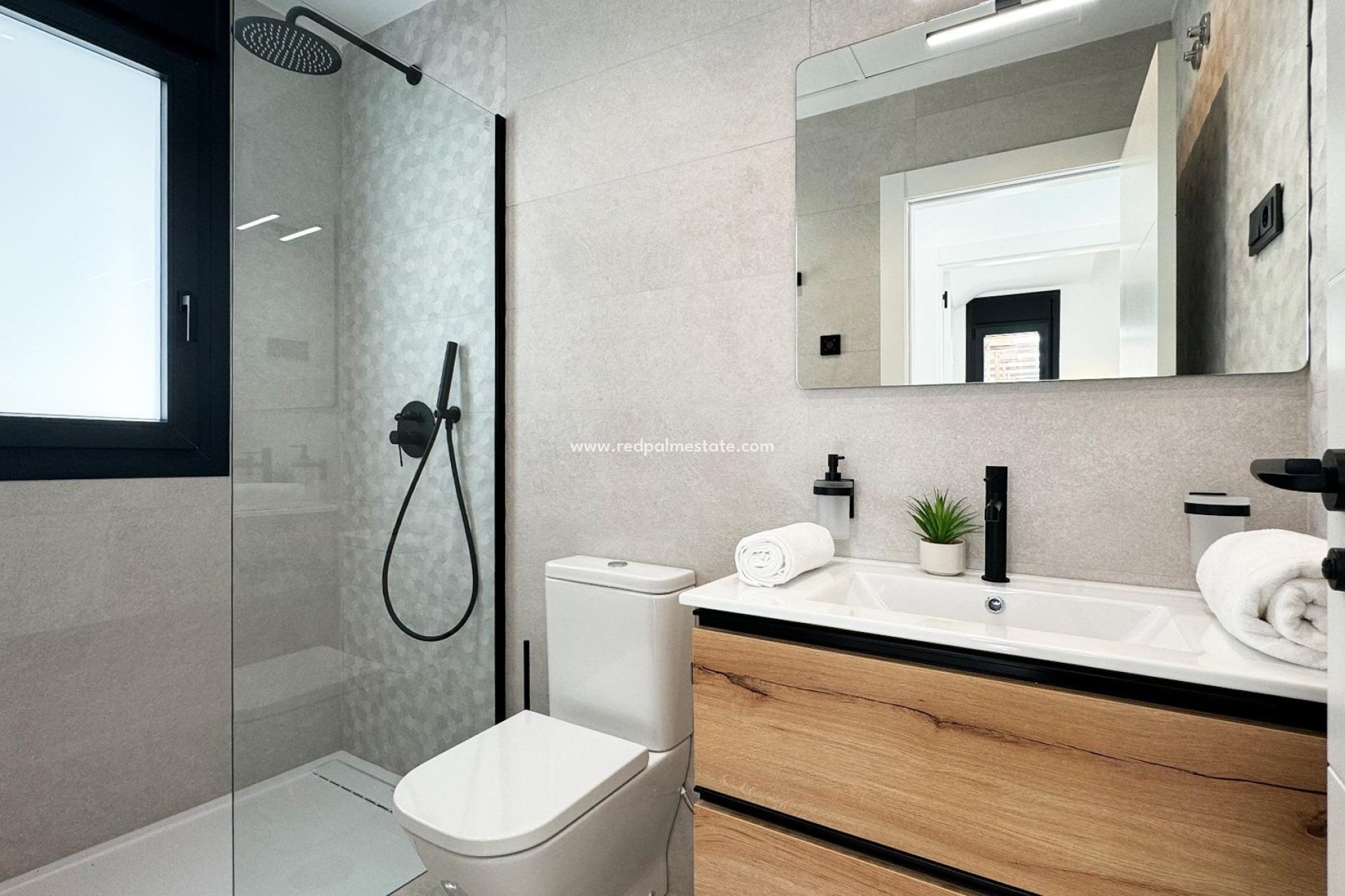 Resale - Villa -
San Miguel de Salinas - Villamartín