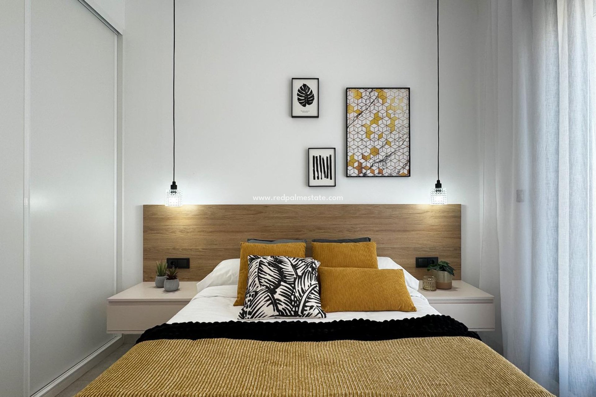 Resale - Villa -
San Miguel de Salinas - Villamartín