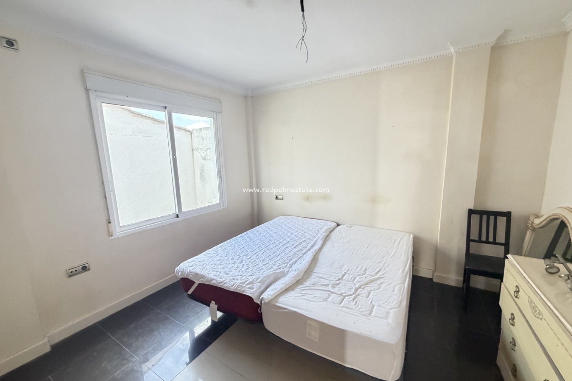 Resale - Villa -
San Miguel de Salinas