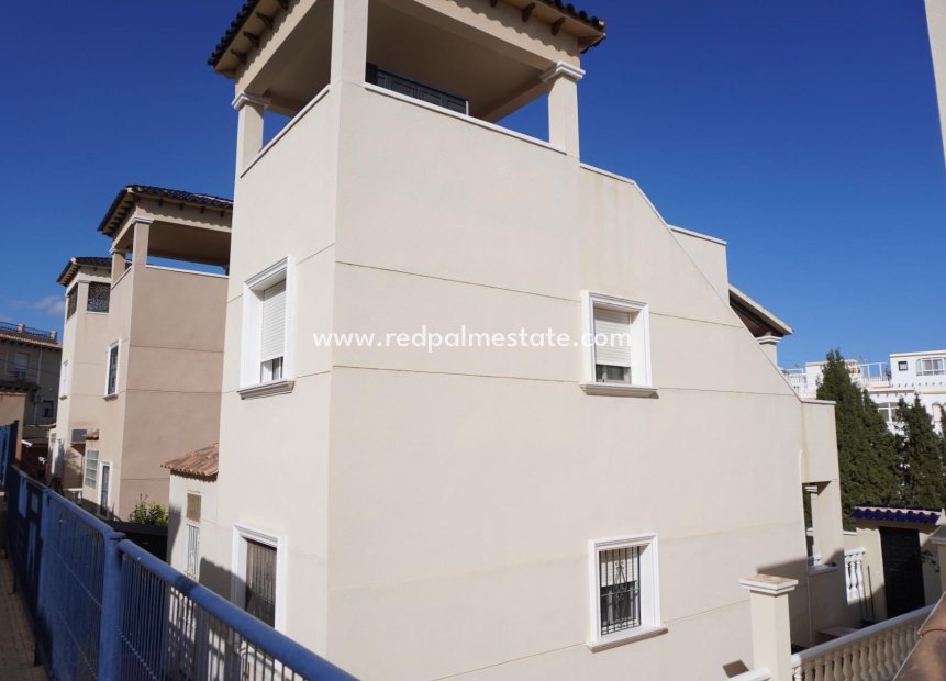 Resale - Villa -
San Miguel de Salinas