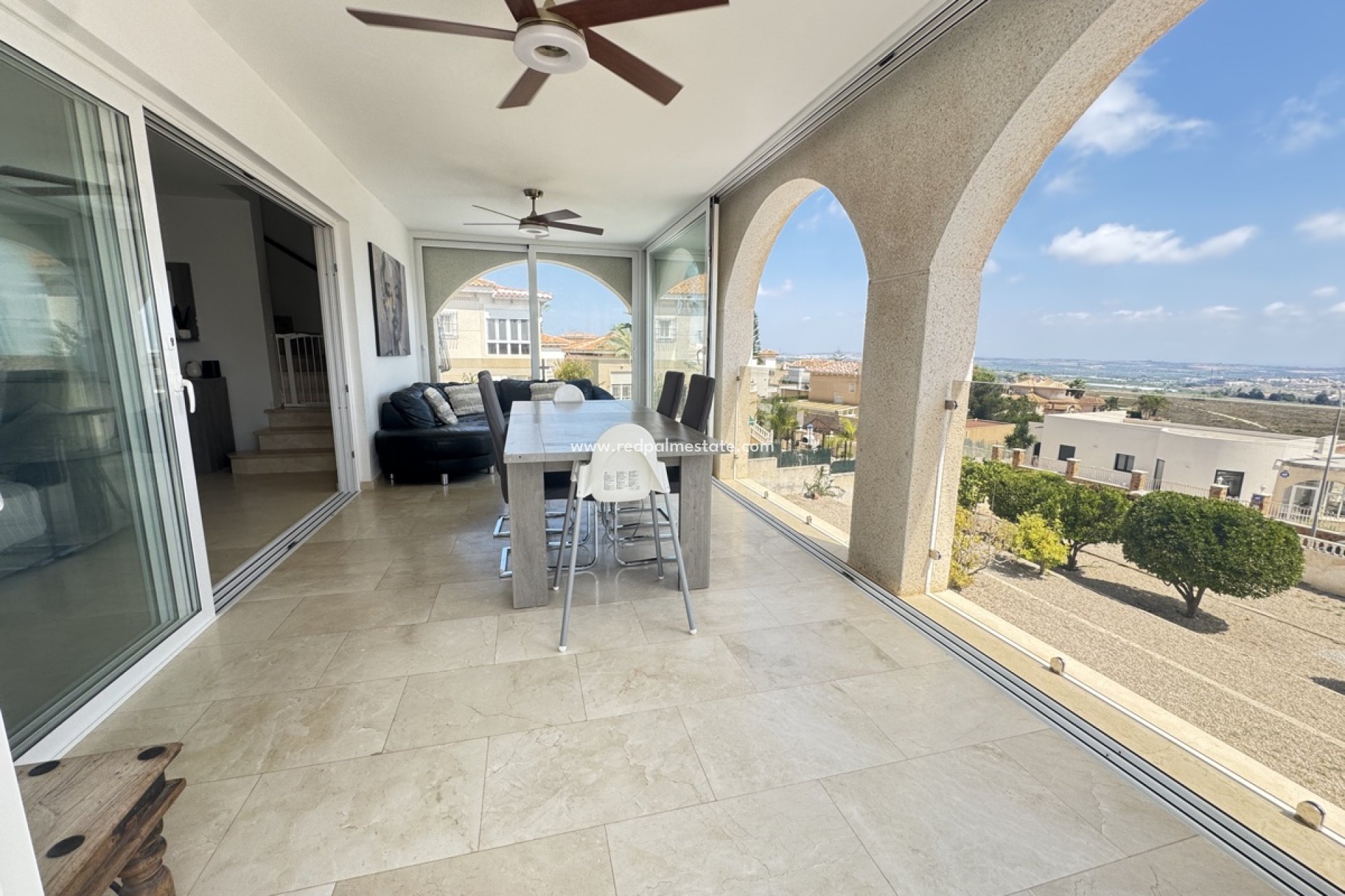 Resale - Villa -
San Miguel de Salinas