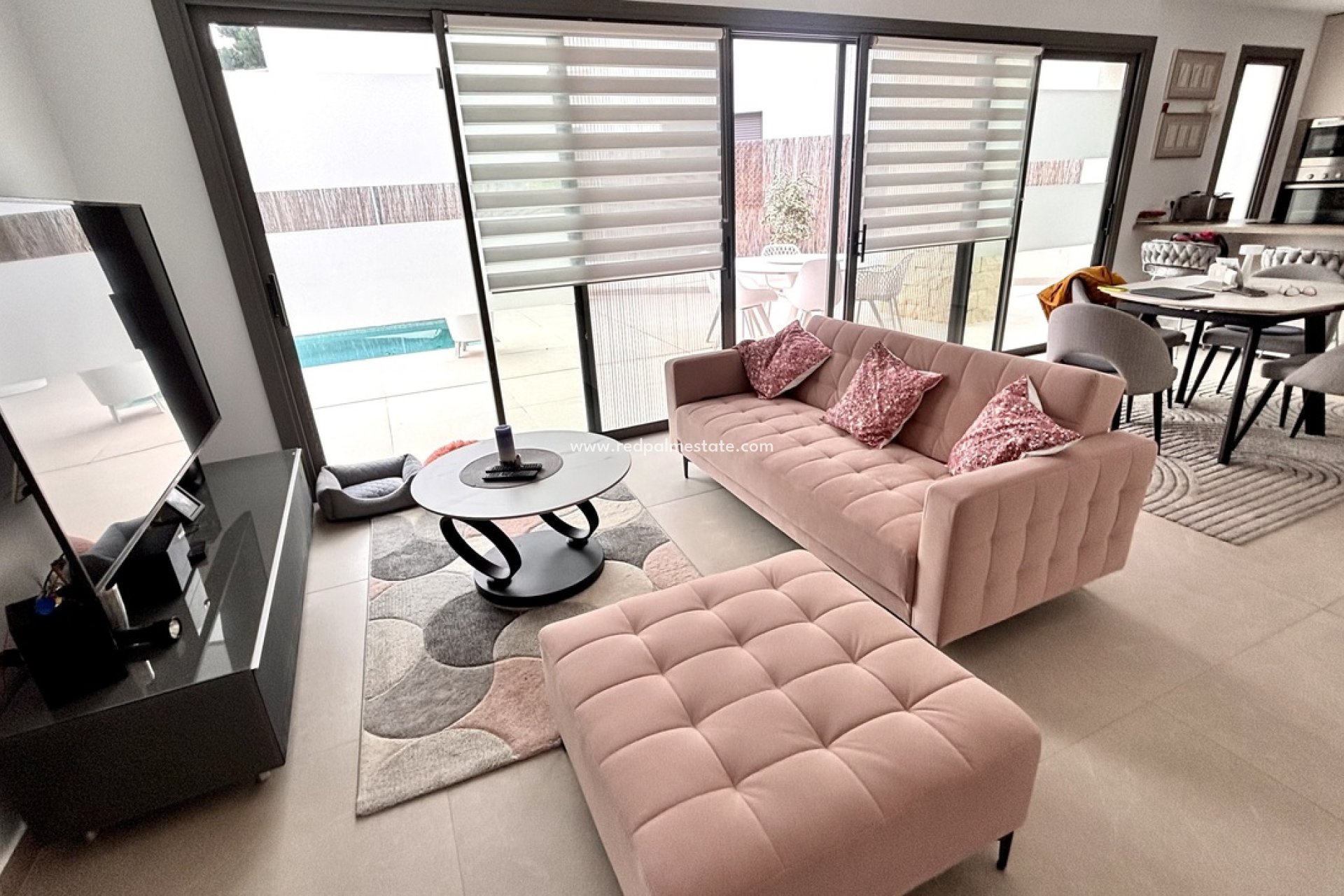 Resale - Villa -
San Miguel de Salinas