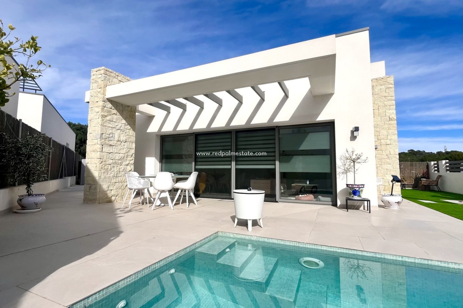Resale - Villa -
San Miguel de Salinas