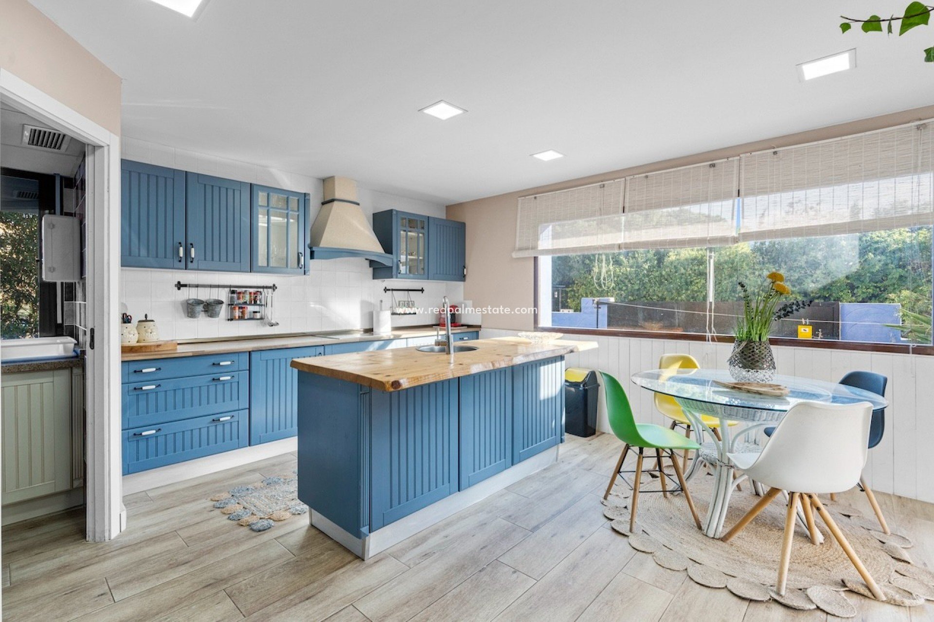 Resale - Villa -
Santa Pola - El Poble Llevanti