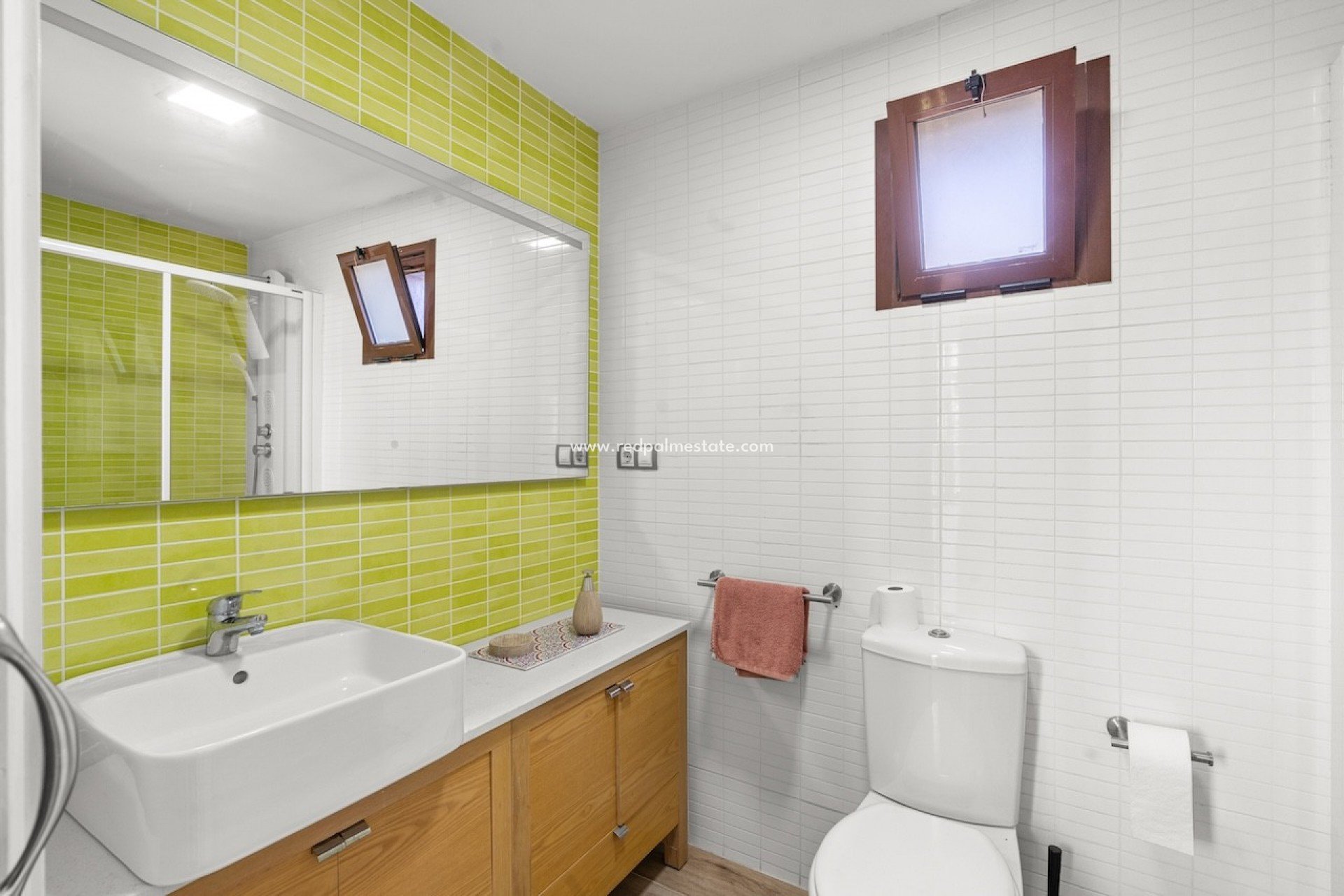 Resale - Villa -
Santa Pola - El Poble Llevanti