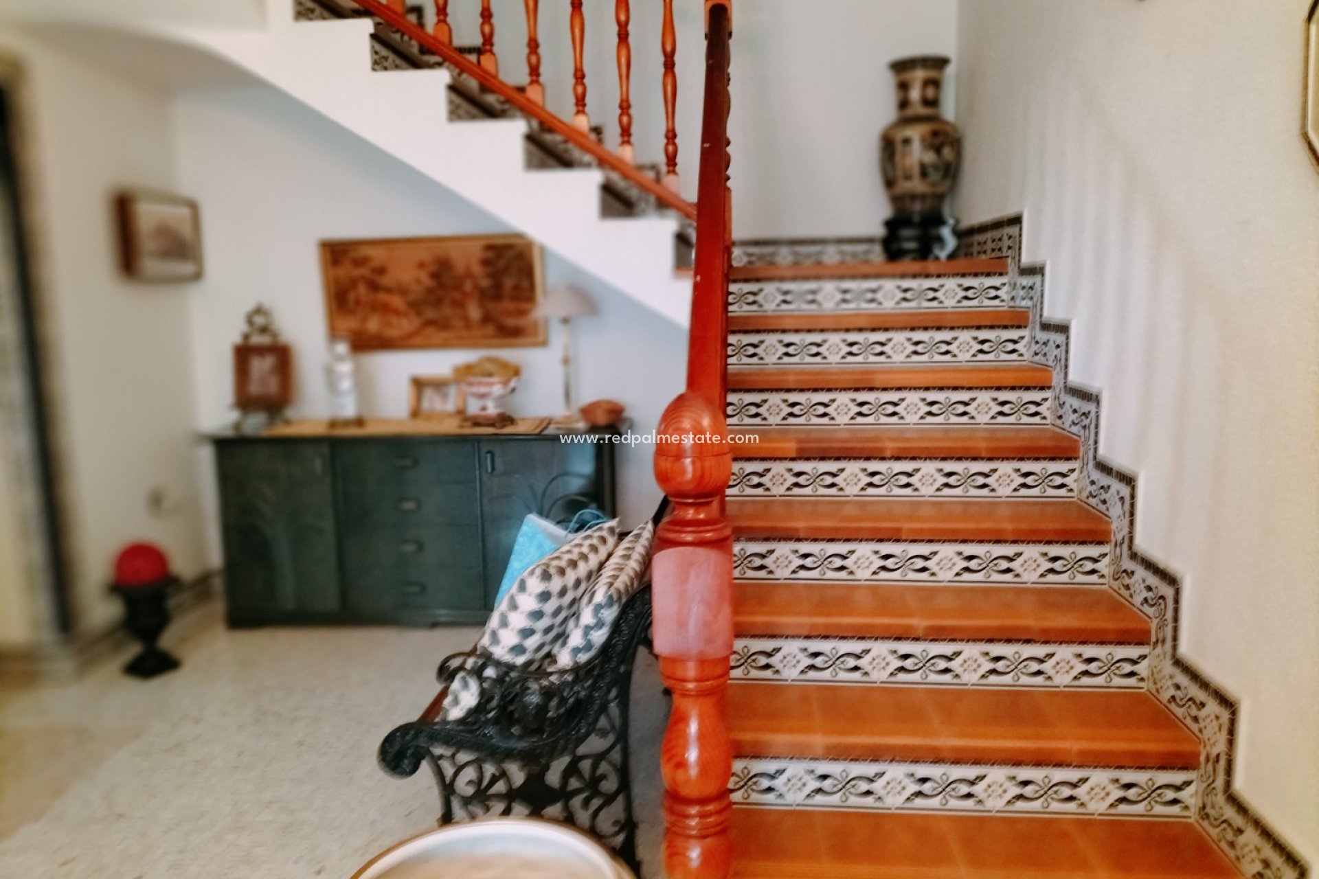 Resale - Villa -
Sax - Inland