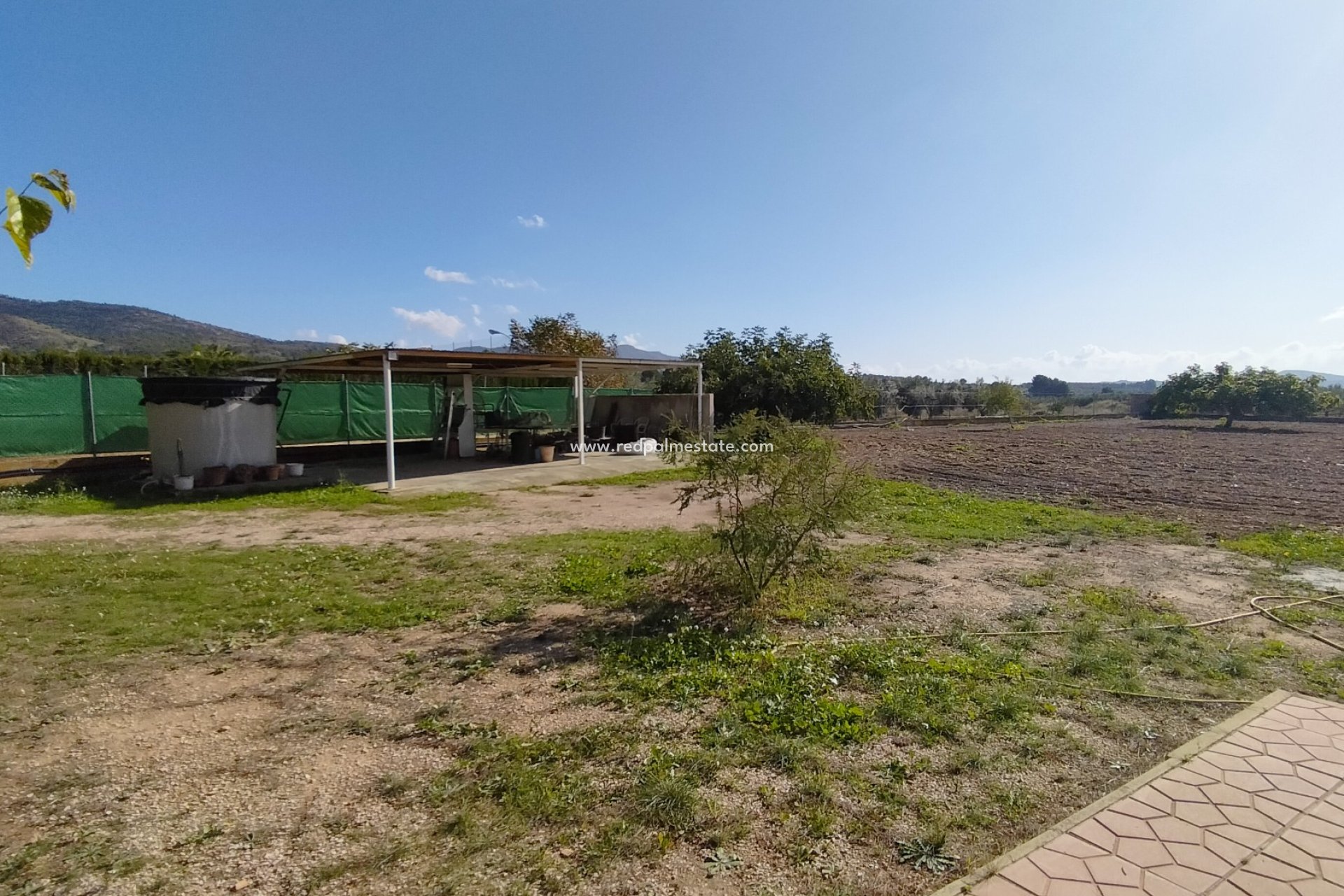 Resale - Villa -
Sax - Inland