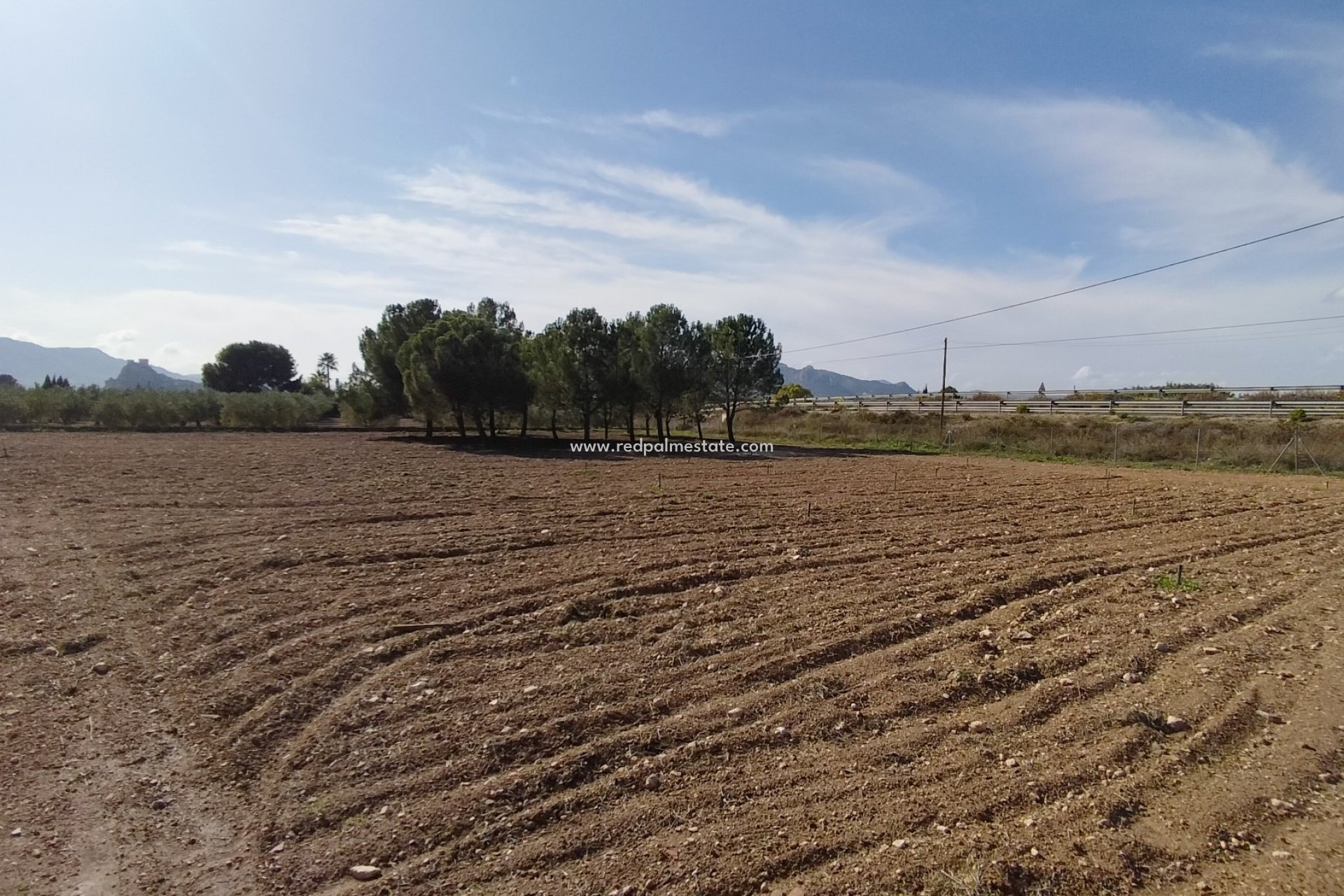 Resale - Villa -
Sax - Inland