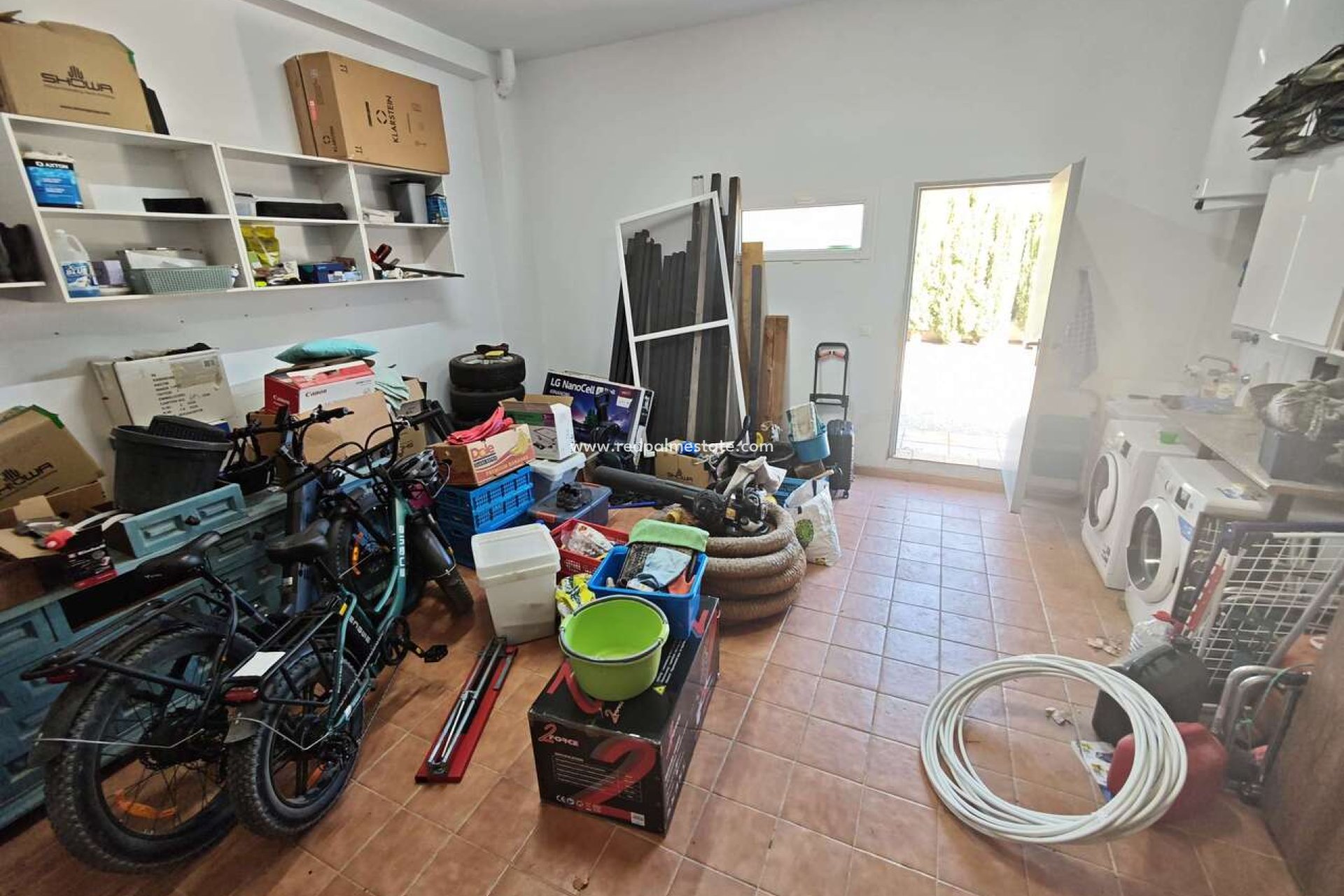 Resale - Villa -
Sax - Inland