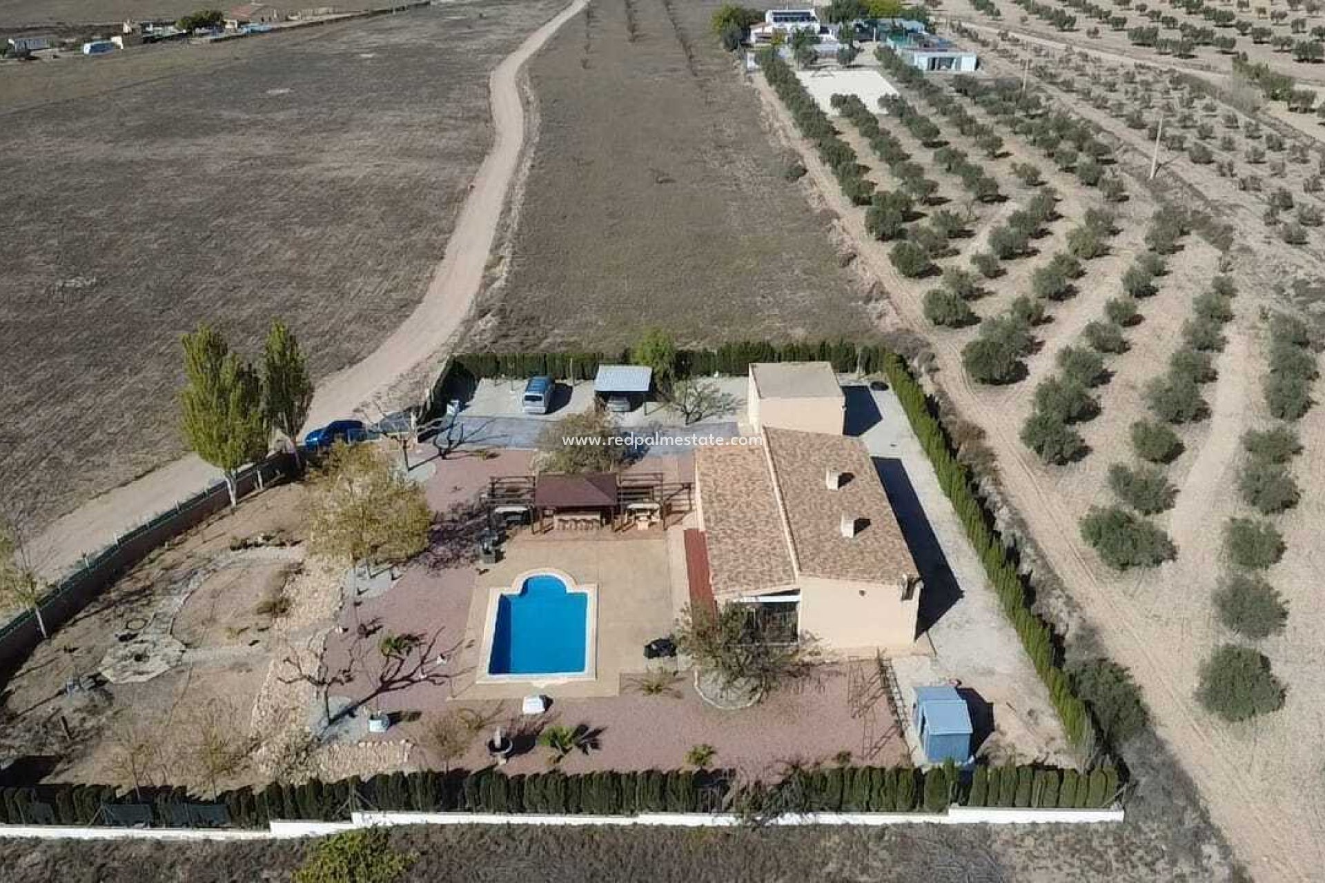 Resale - Villa -
Sax - Inland