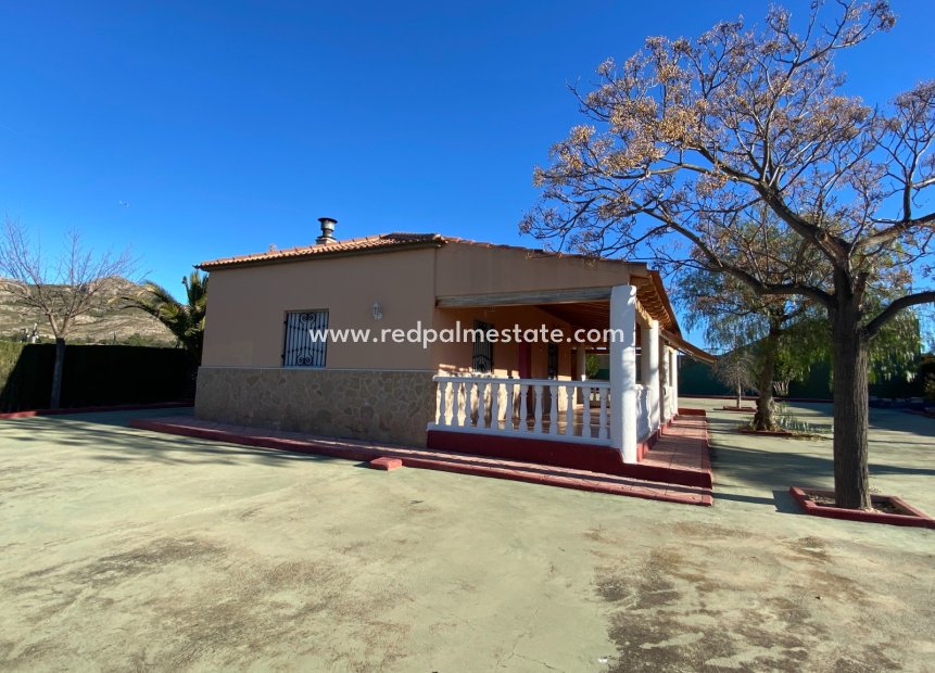 Resale - Villa -
Sax