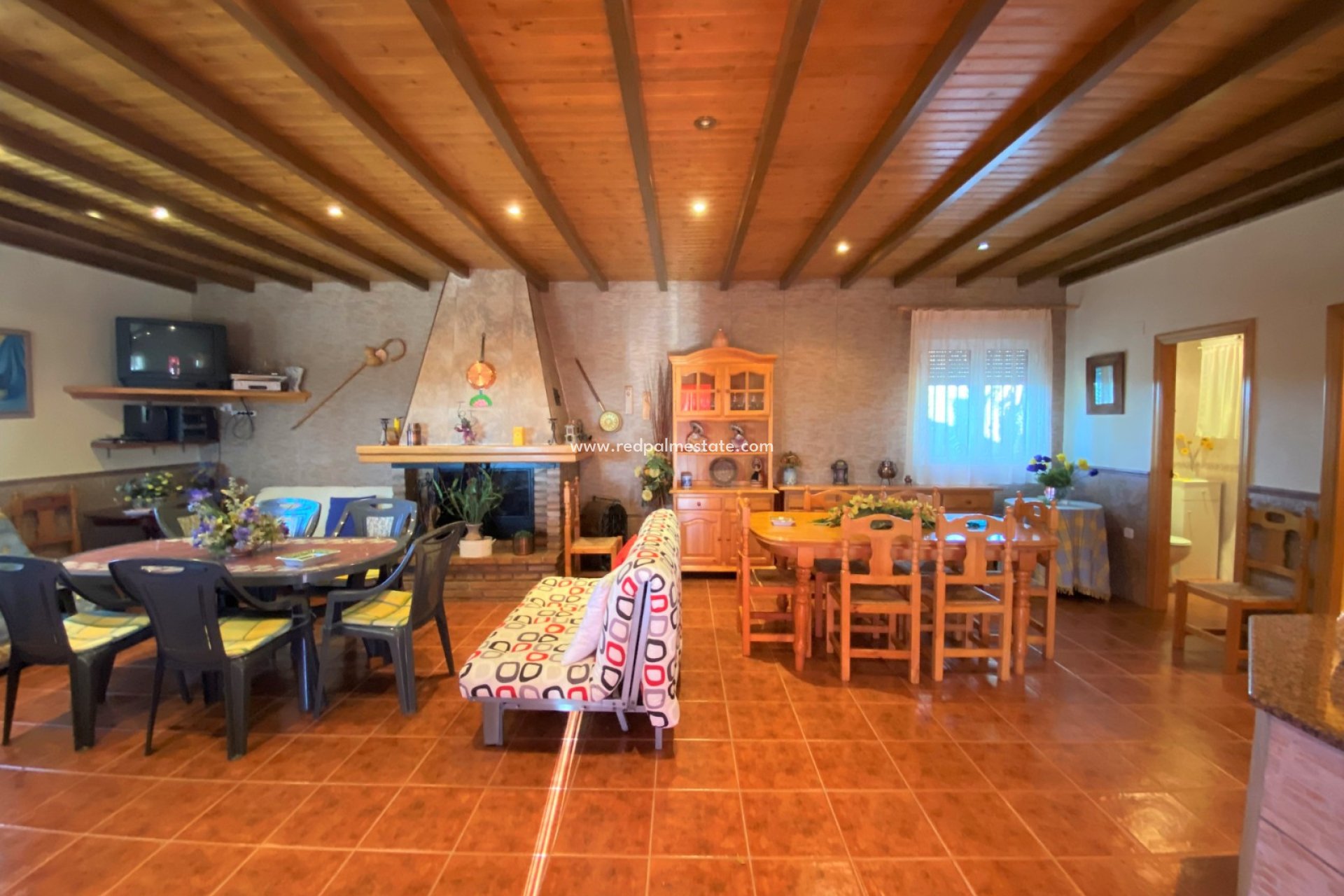 Resale - Villa -
Sax