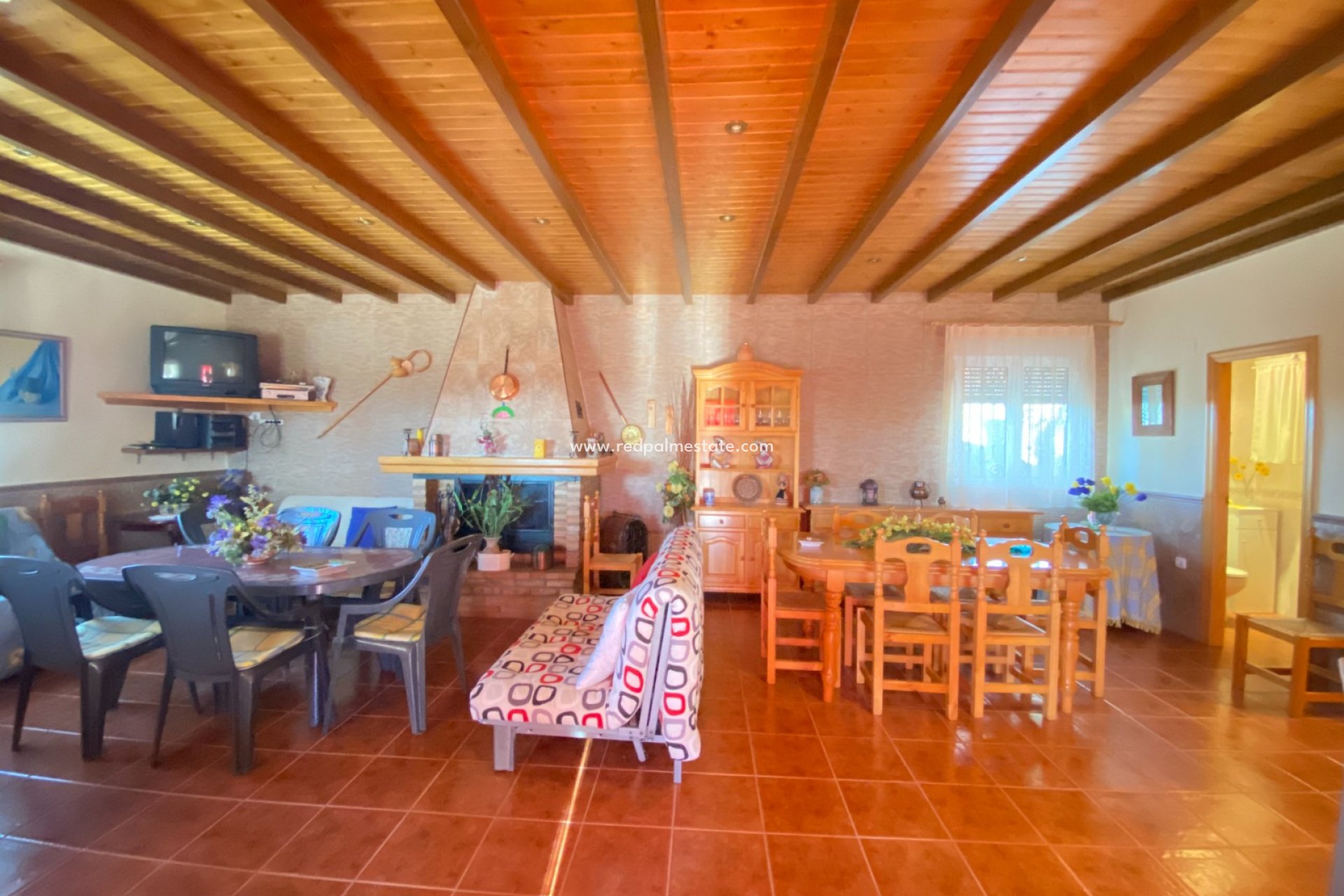 Resale - Villa -
Sax